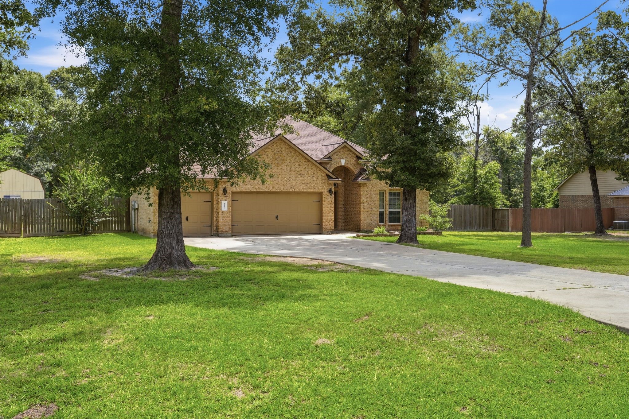 9217 Silver Back Trail Property Photo 2