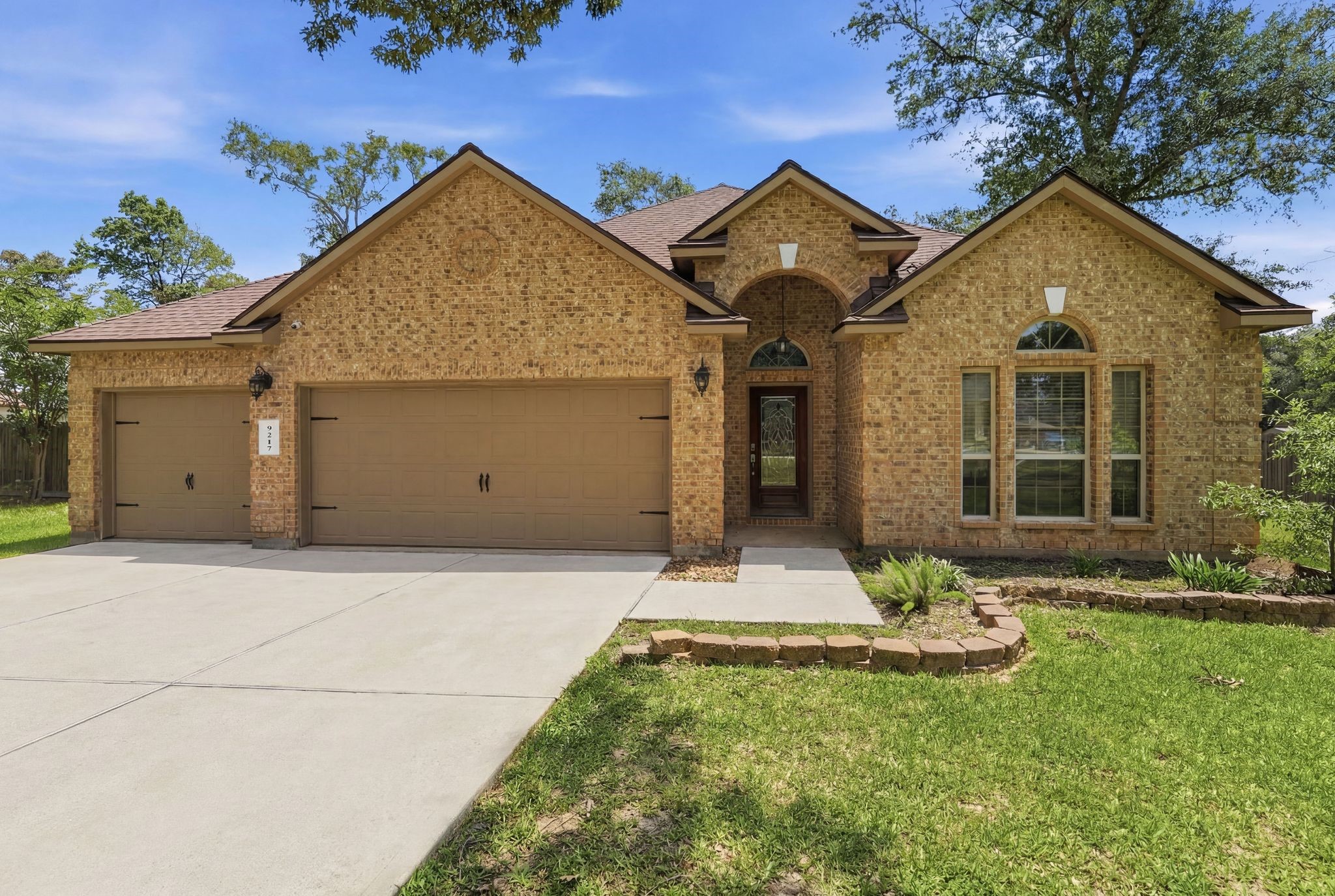 9217 Silver Back Trail Property Photo 4