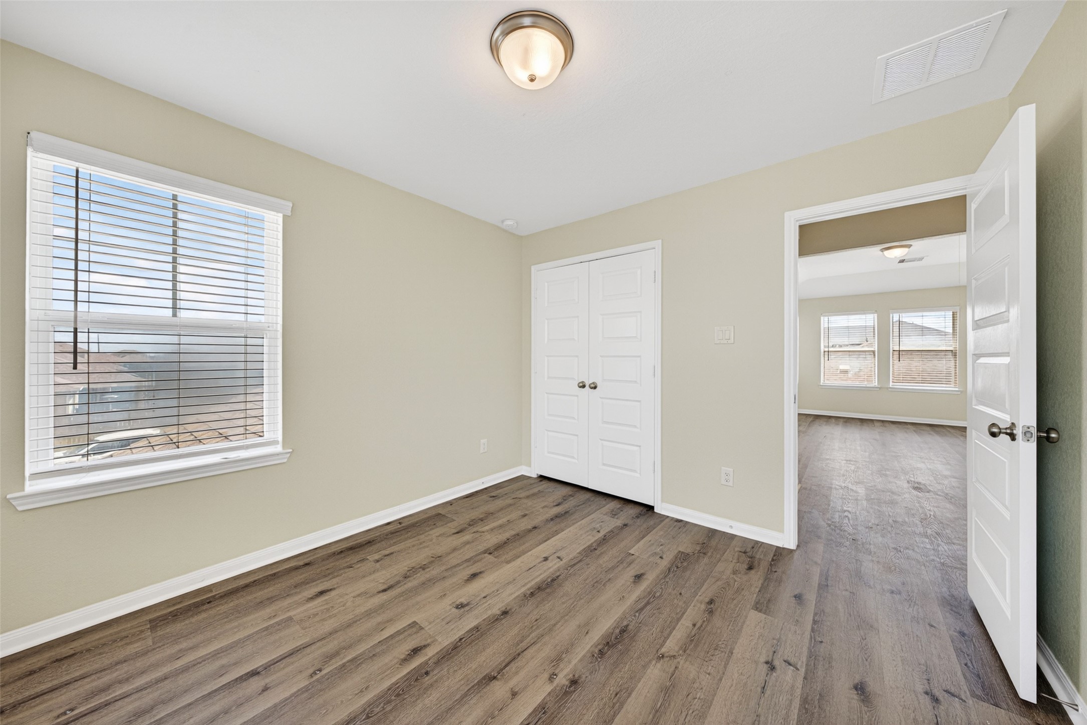 927 Cloverdale Drive Property Photo 24