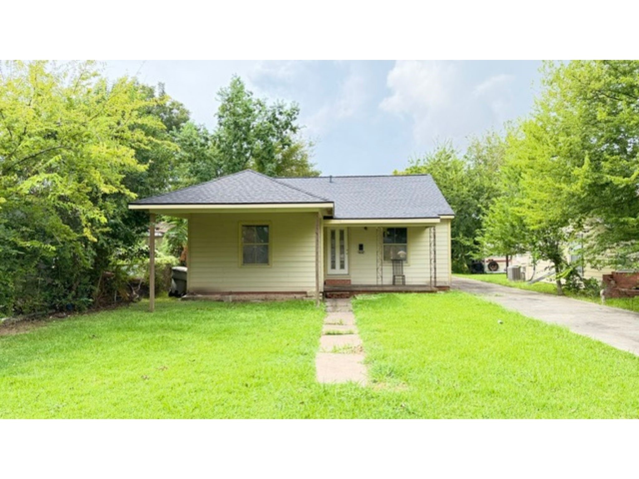 2327 2nd Avenue Property Photo 1