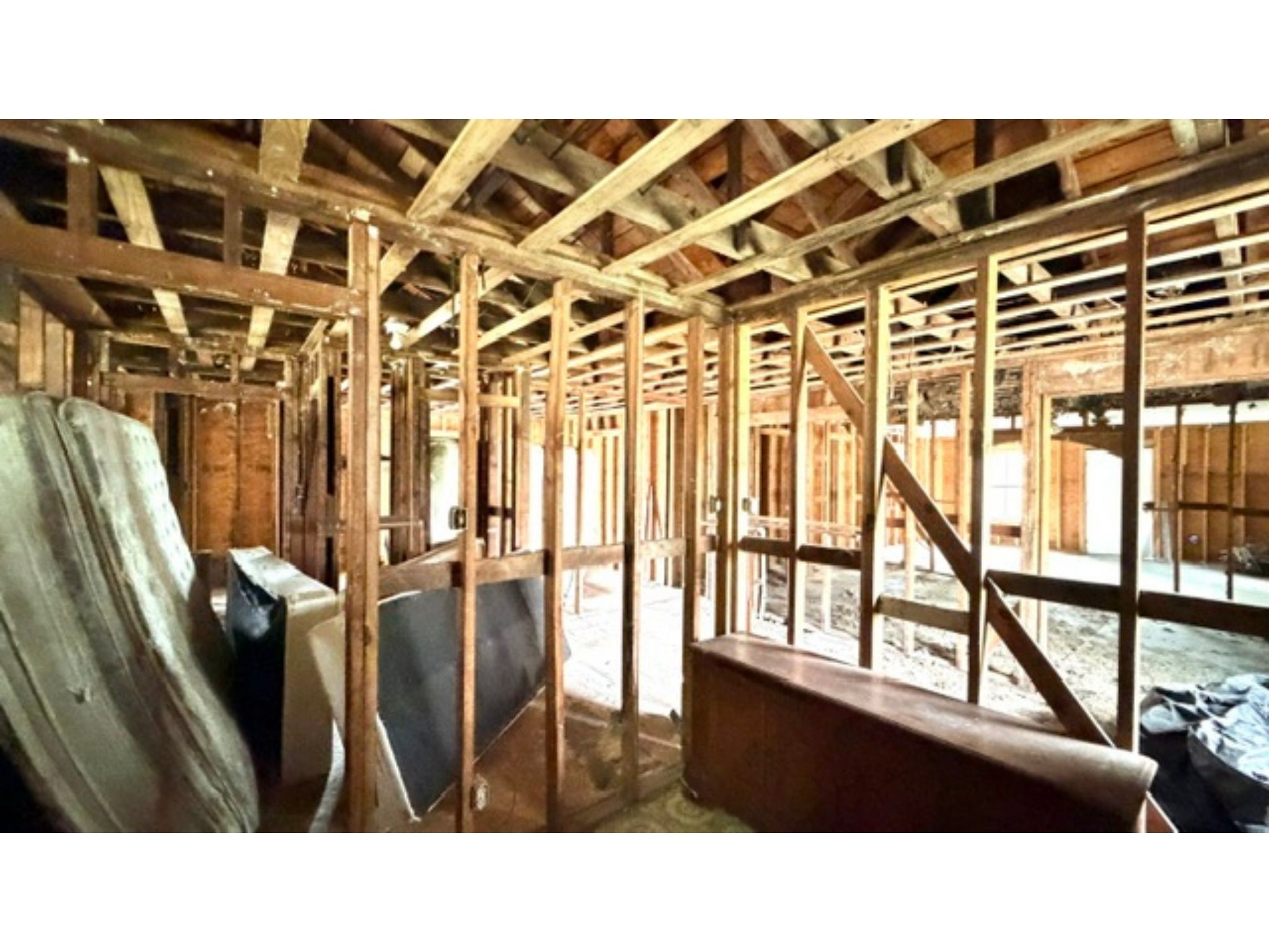 2327 2nd Avenue Property Photo 5