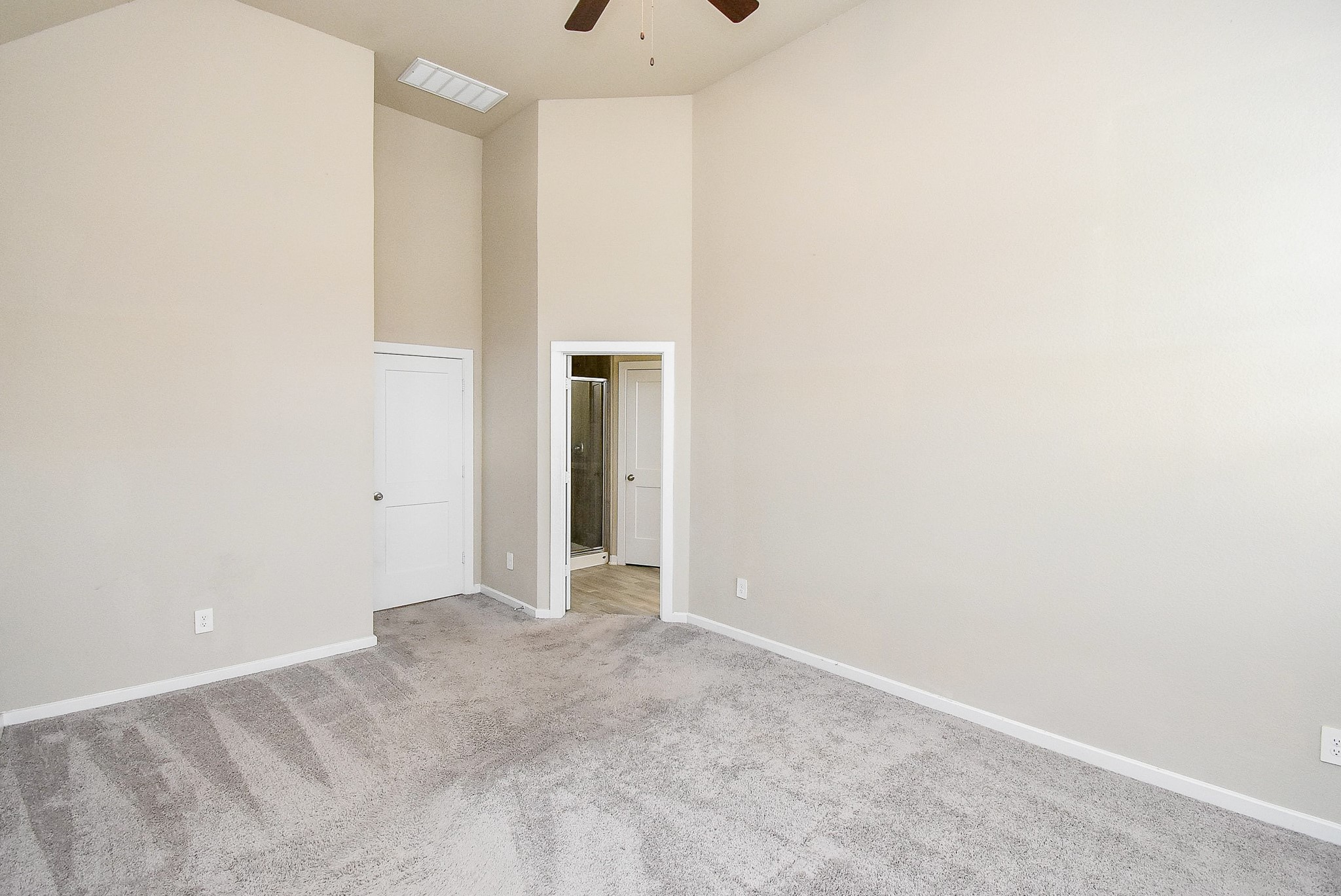 1567 Rustling Creek Drive Property Photo 10