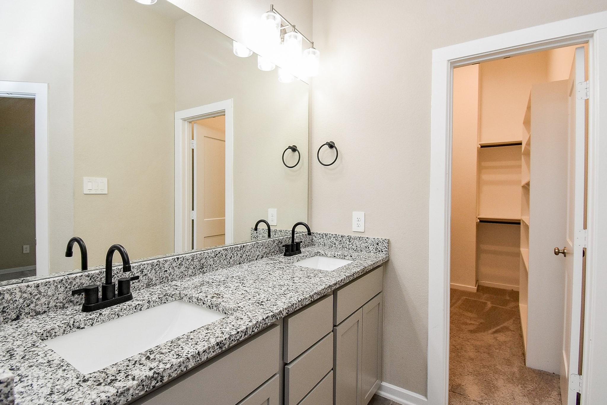 1567 Rustling Creek Drive Property Photo 11