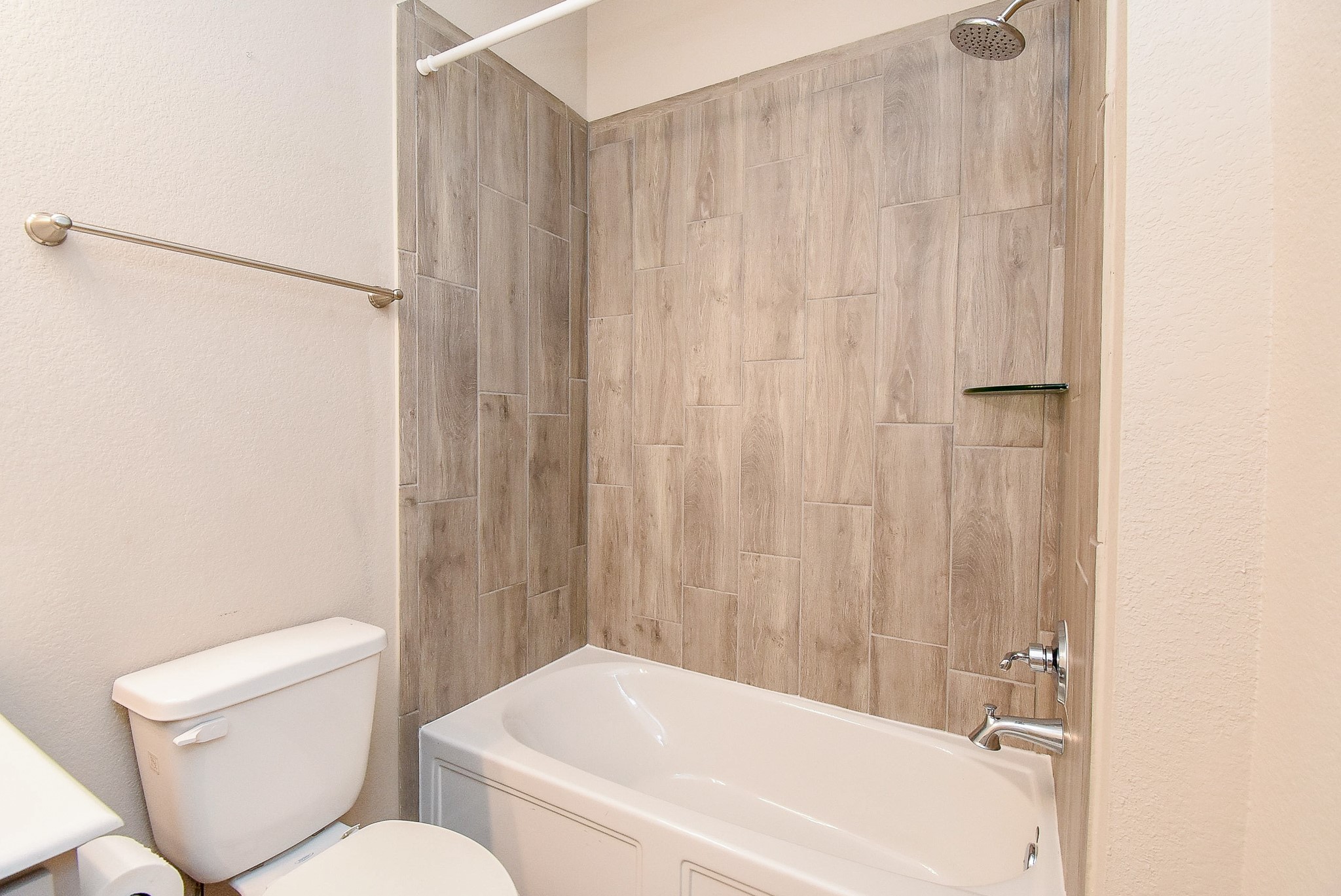1567 Rustling Creek Drive Property Photo 15
