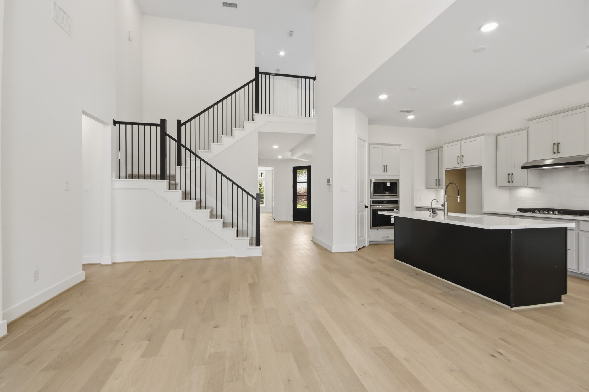 22278 Junction Peak Drive Property Photo 6