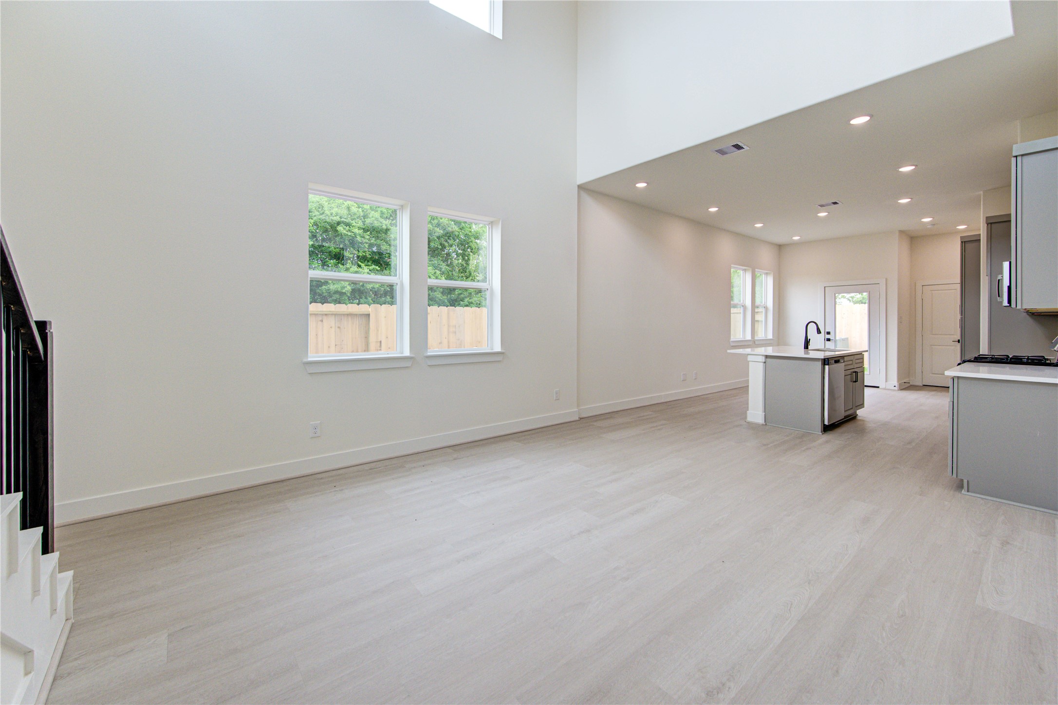 4336 Avron Drive A Property Photo 9