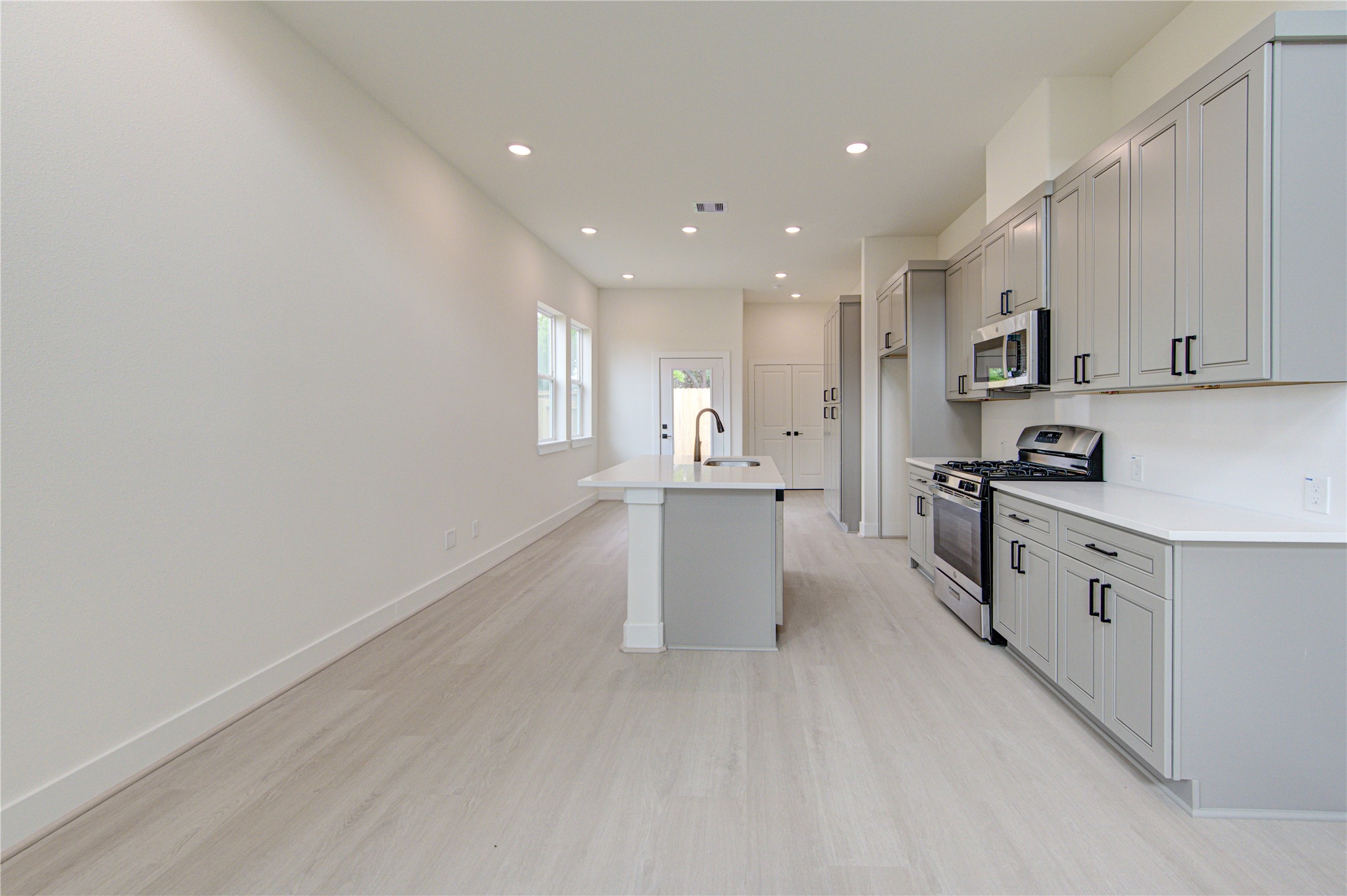 4336 Avron Drive A Property Photo 11