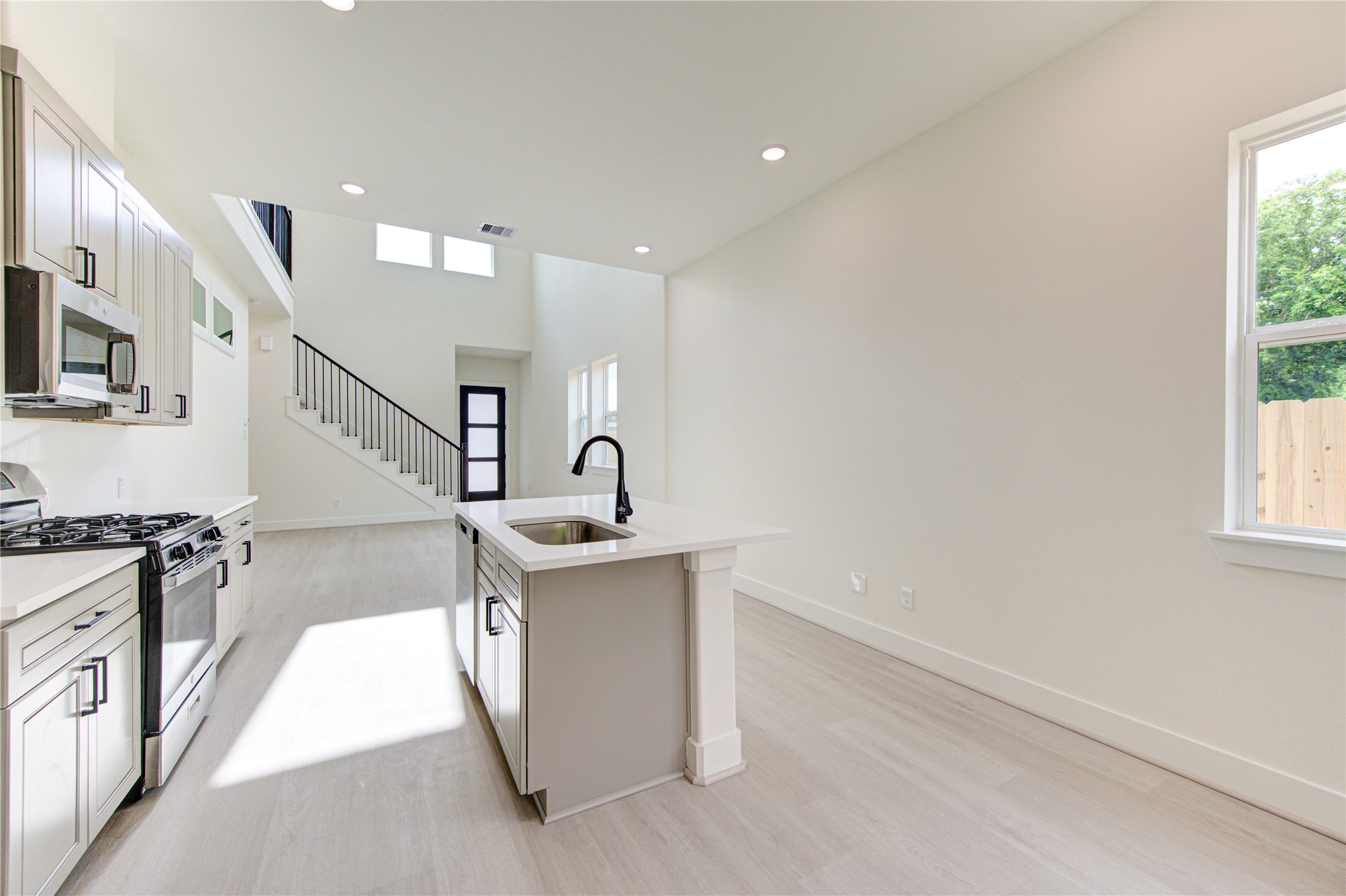 4336 Avron Drive A Property Photo 18