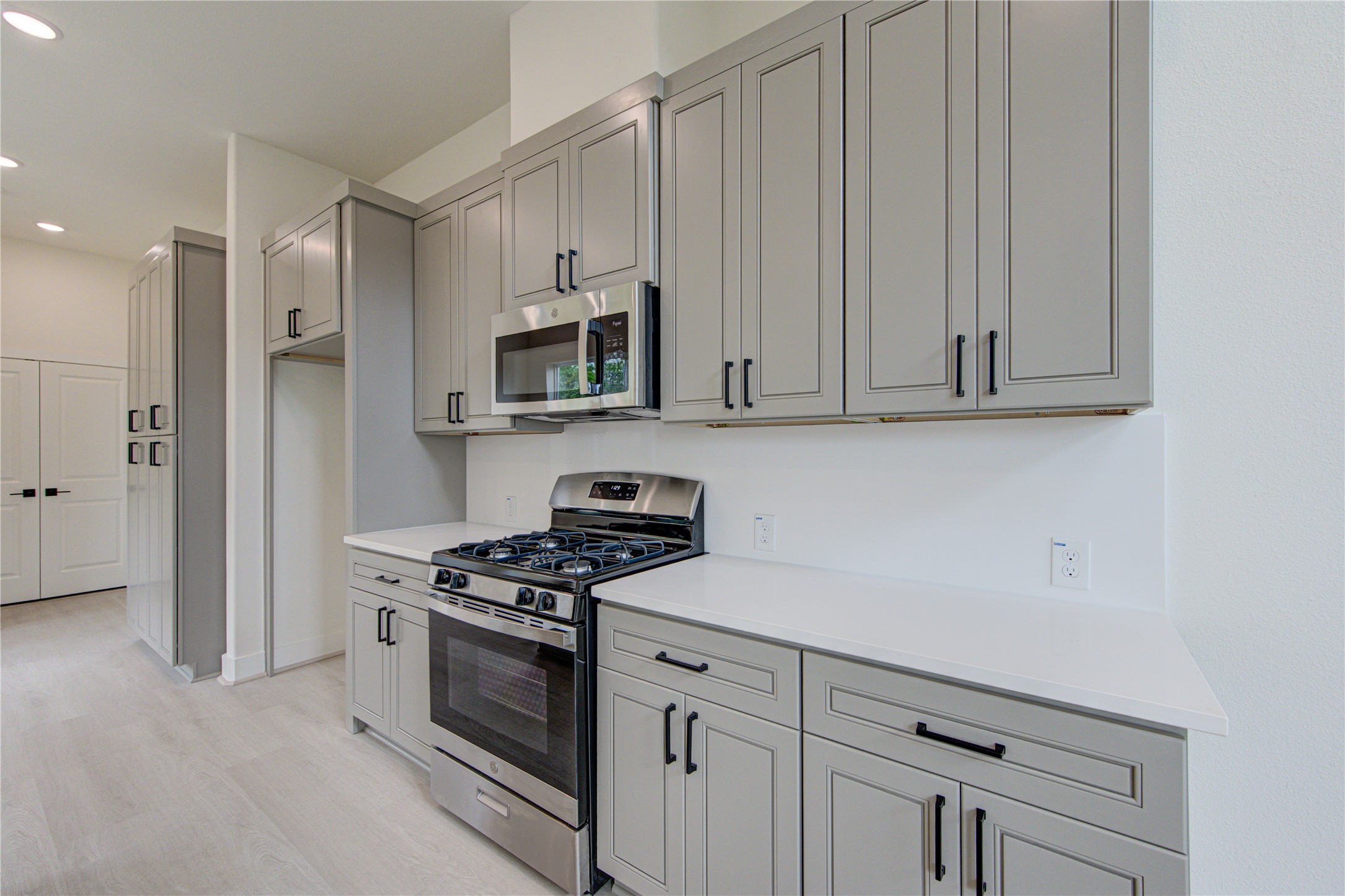 4336 Avron Drive A Property Photo 24