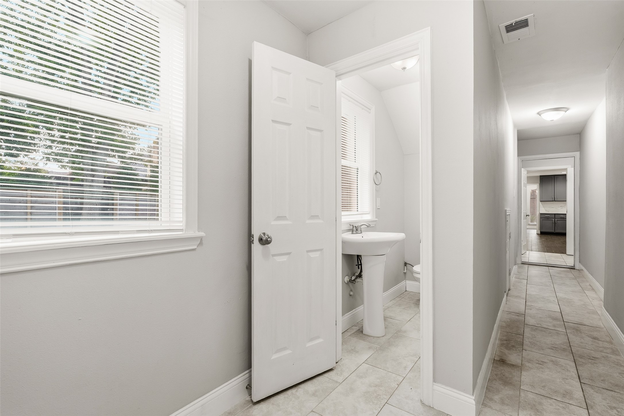903 Crossroads Drive Property Photo 30