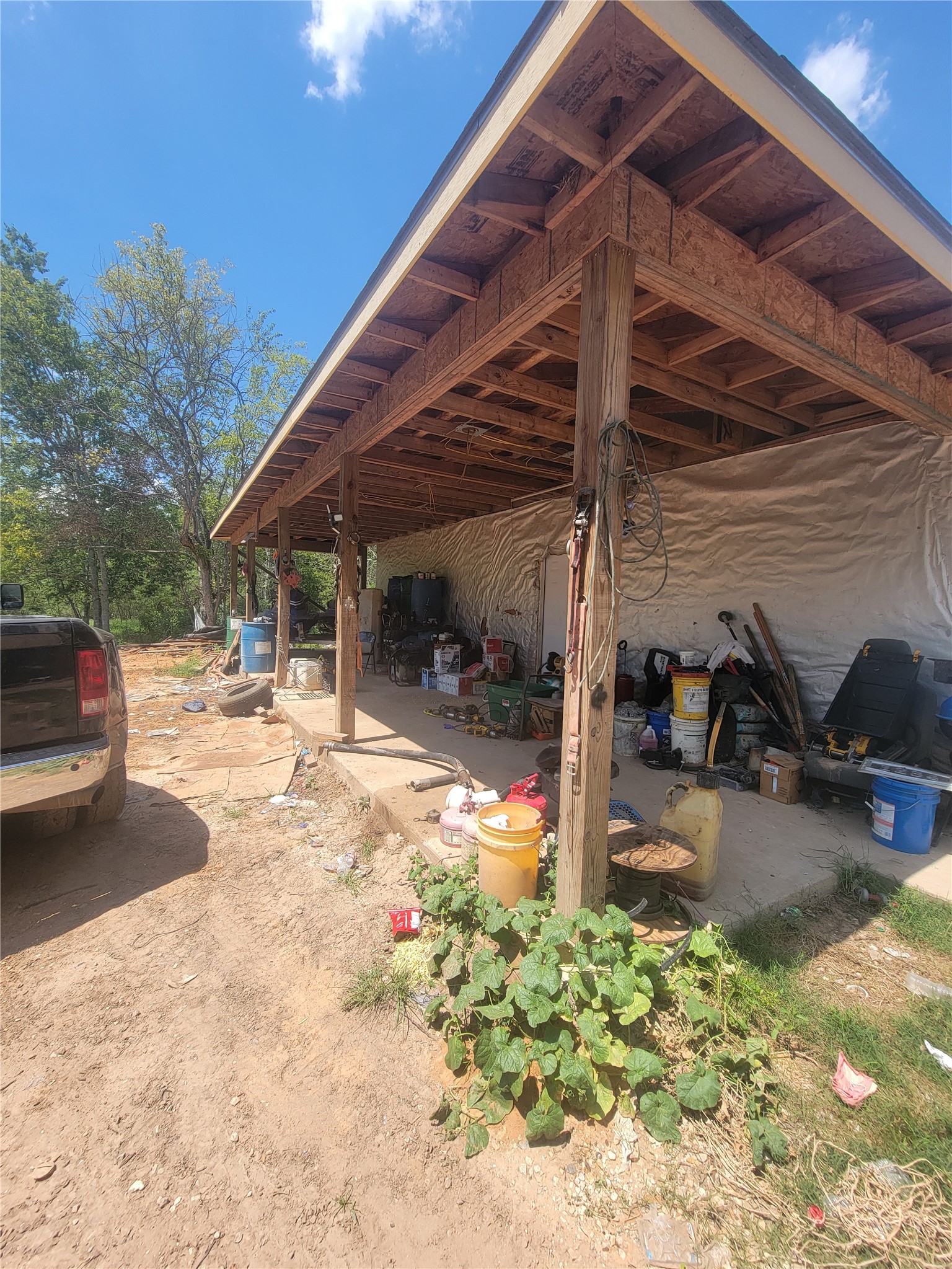 2170 Skrivanek Road Property Photo 3