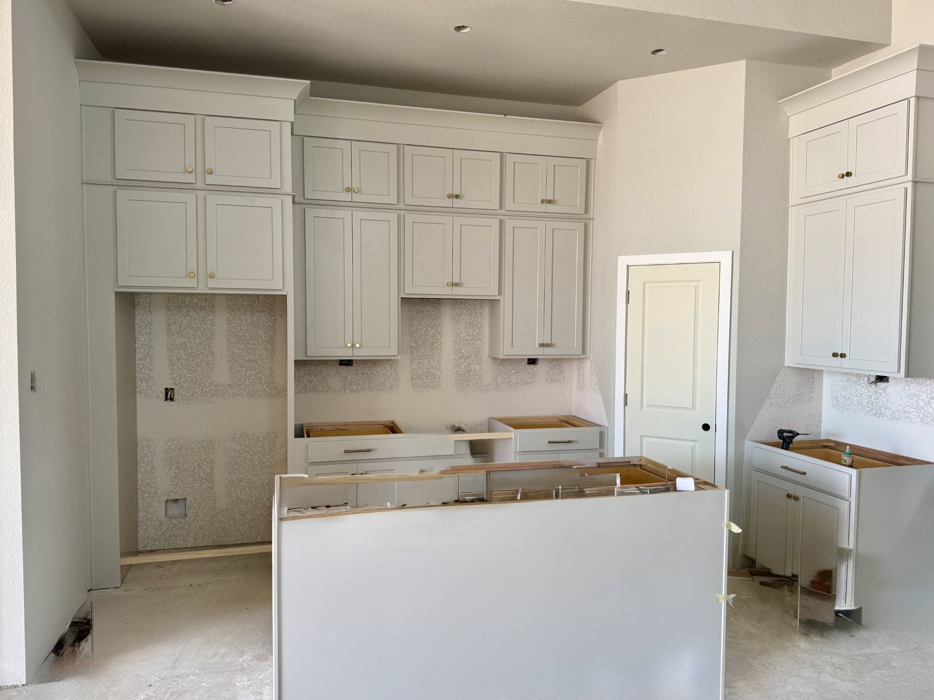 458 Silver Moon Way Property Photo 3