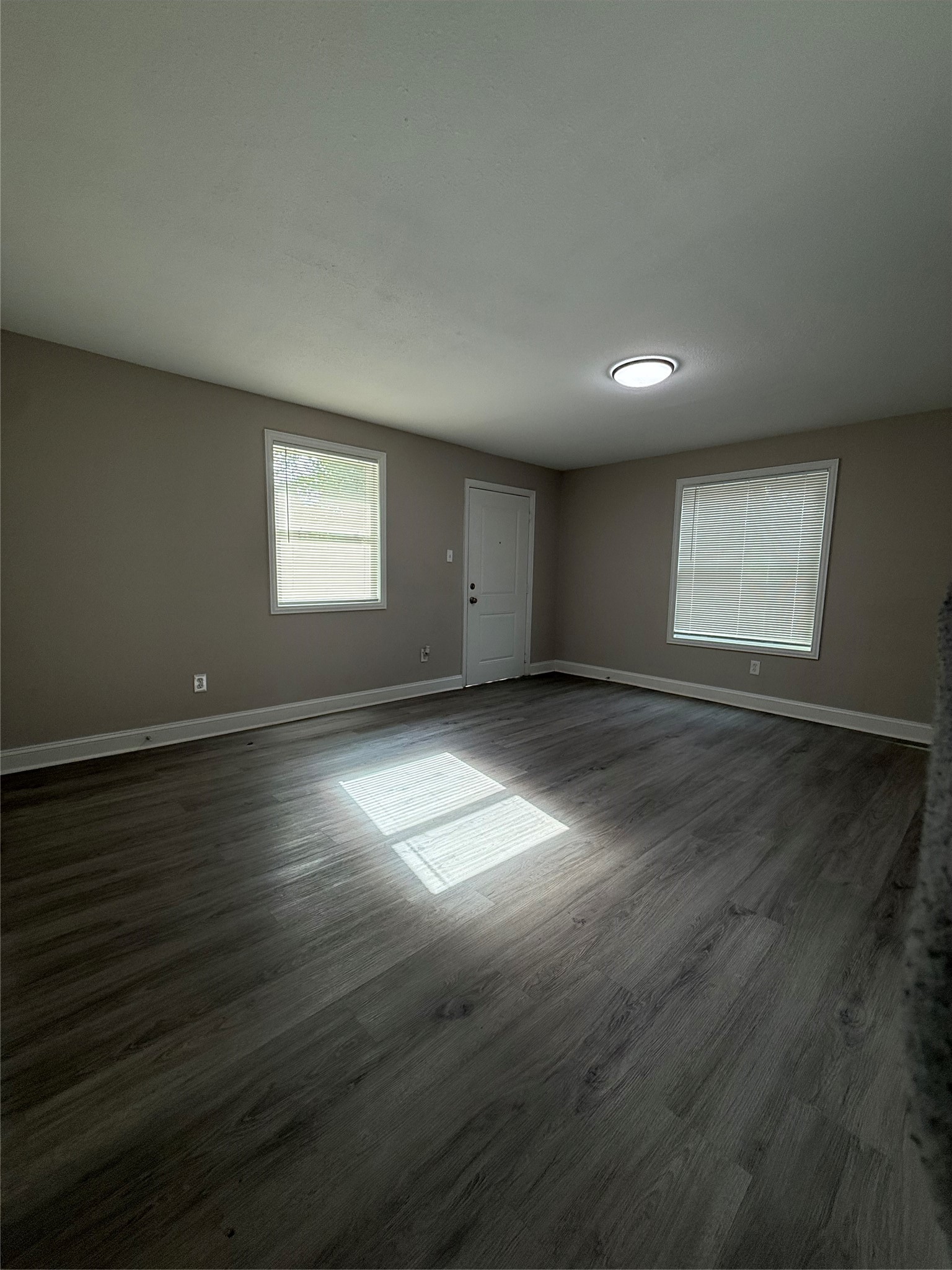 5109 Maywood Drive Property Photo 9