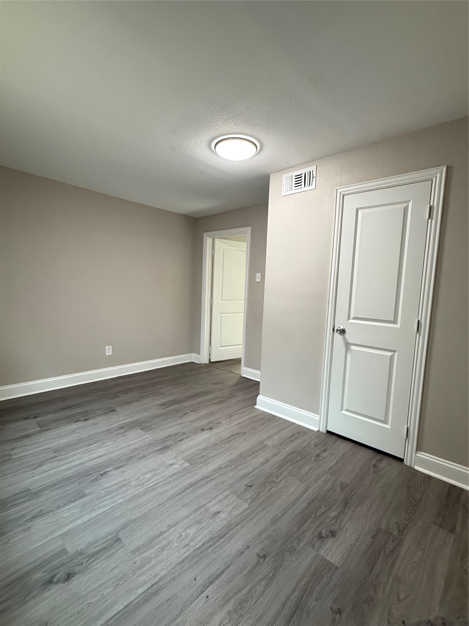 5109 Maywood Drive Property Photo 17