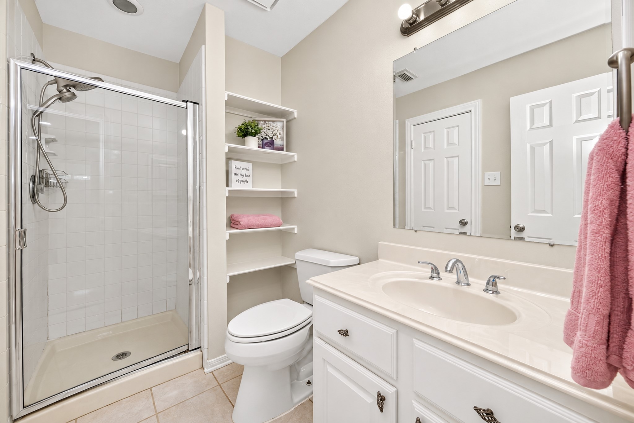 14206 Glasgow Place Property Photo 42