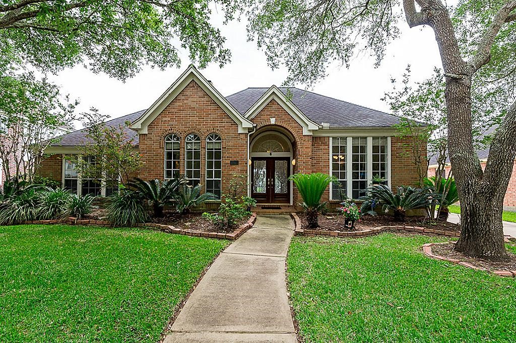 4911 Avondale Drive Property Photo