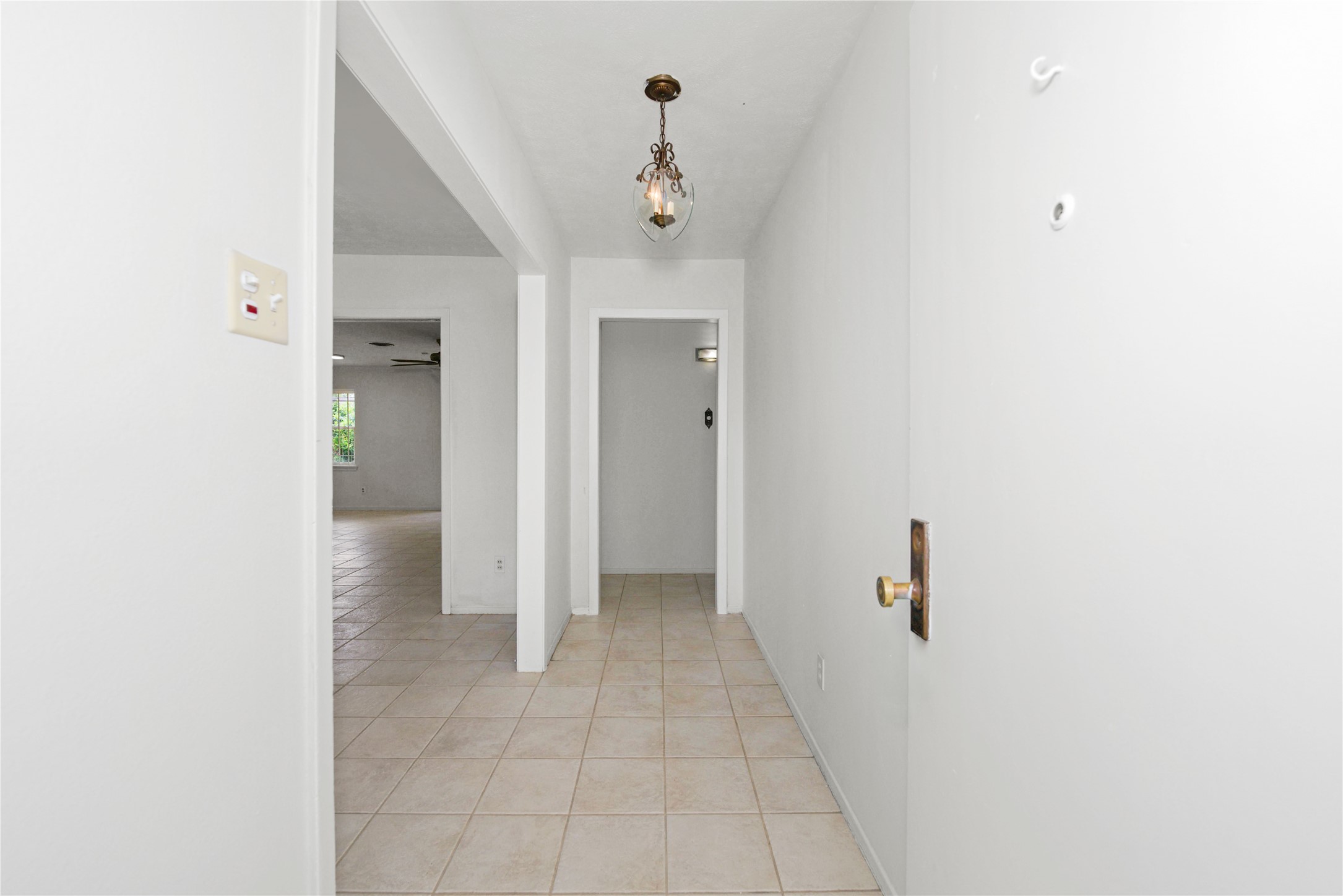 7122 Tanager Street Property Photo 7
