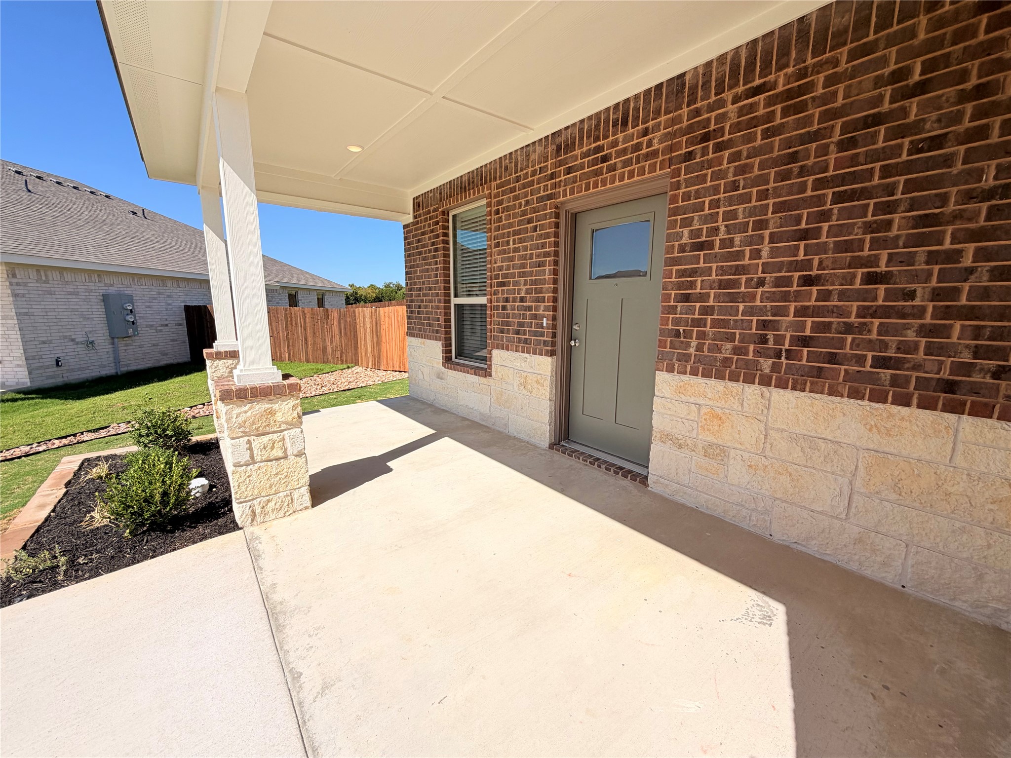 512 Adley Avenue B Property Photo 4