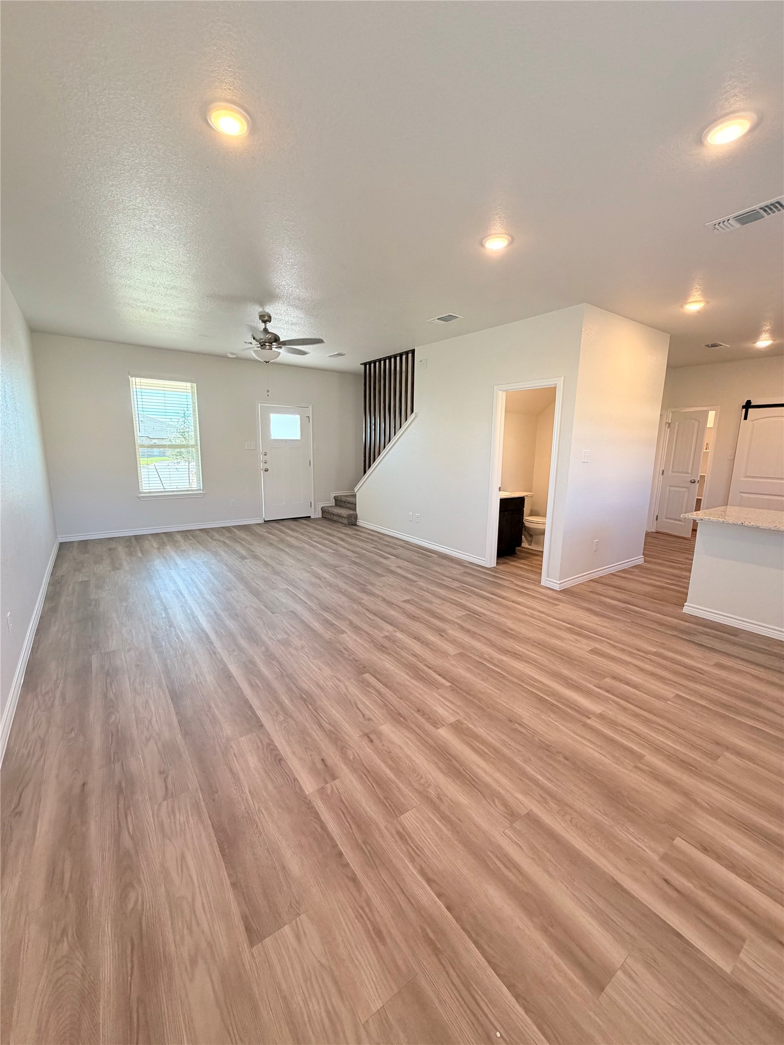 512 Adley Avenue B Property Photo 8