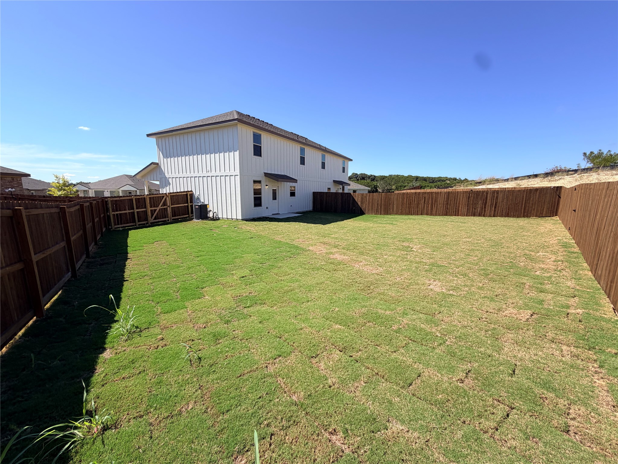 512 Adley Avenue B Property Photo 20