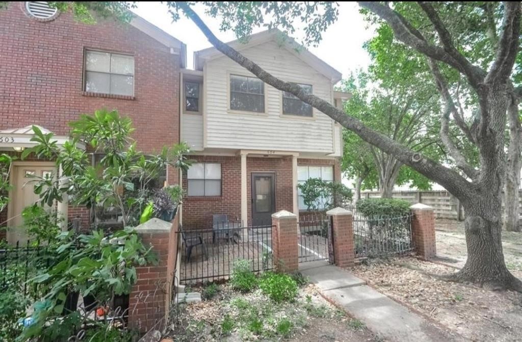 1103 Dulles Avenue 604 Property Photo 1