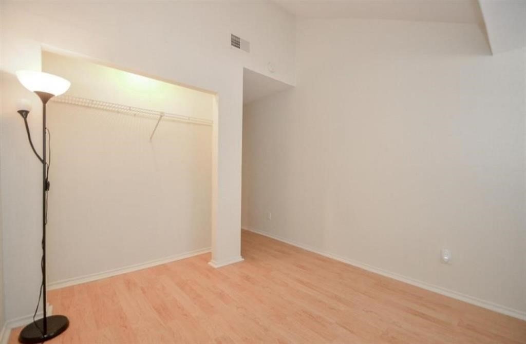 1103 Dulles Avenue 604 Property Photo 15