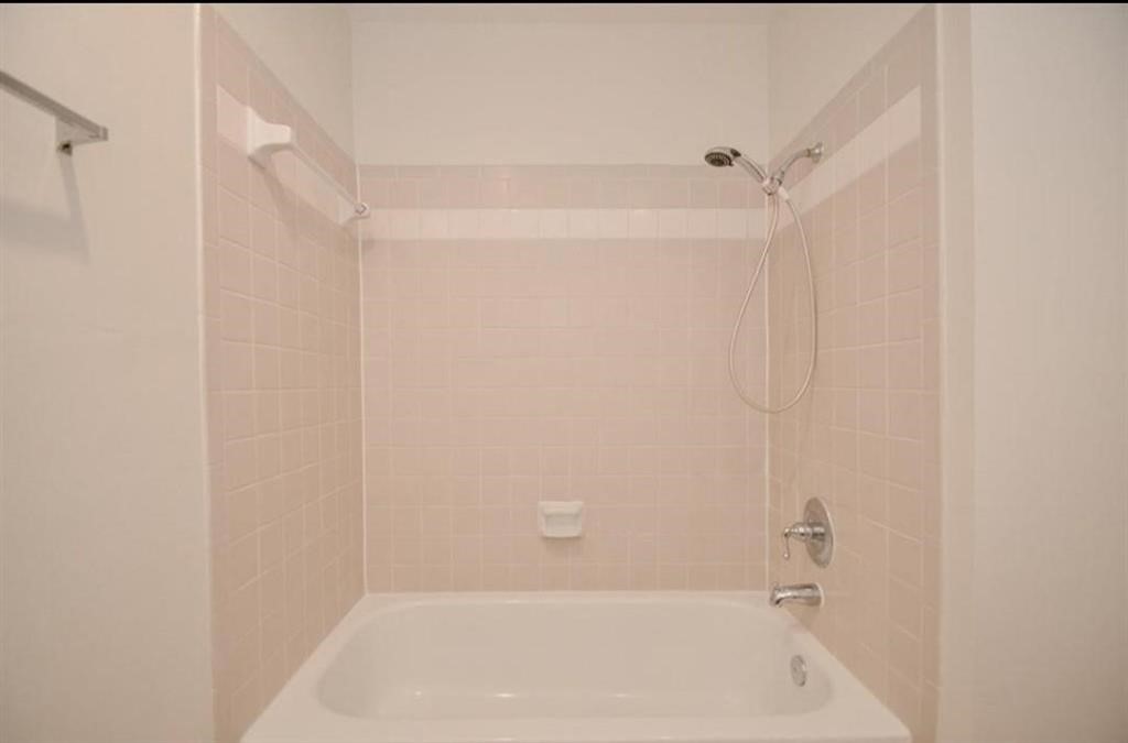 1103 Dulles Avenue 604 Property Photo 16