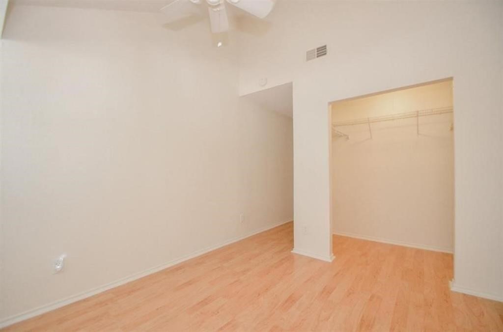 1103 Dulles Avenue 604 Property Photo 18