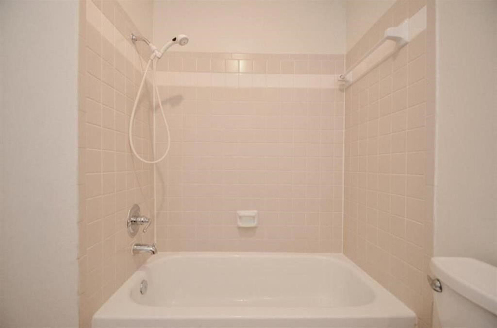 1103 Dulles Avenue 604 Property Photo 20
