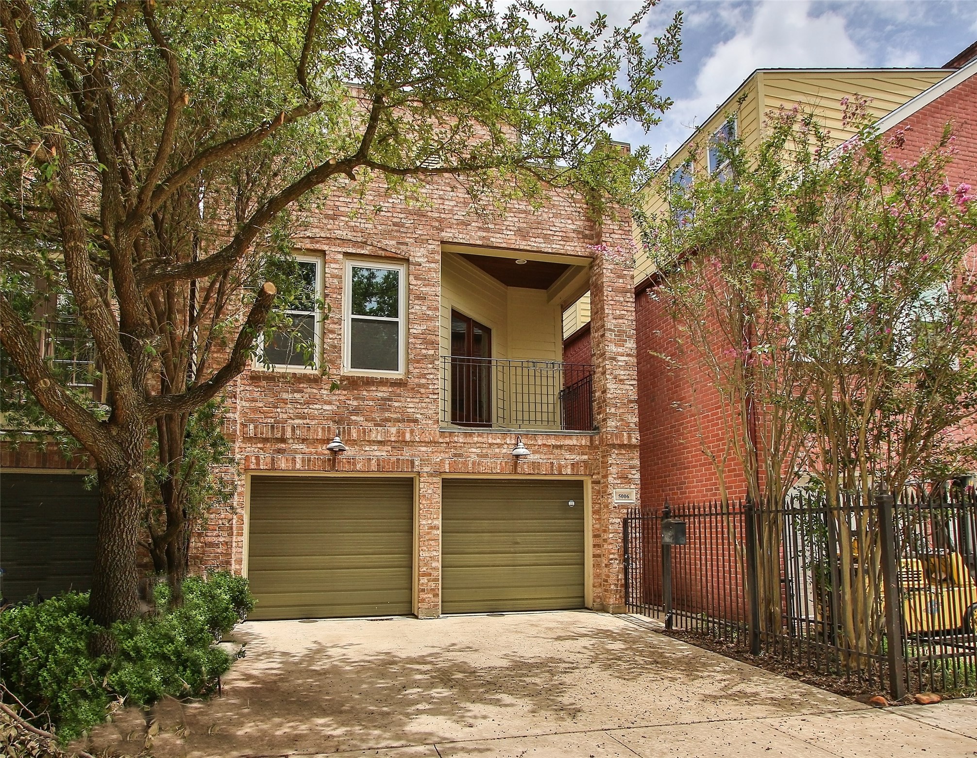 5006 Blossom Street Property Photo 1