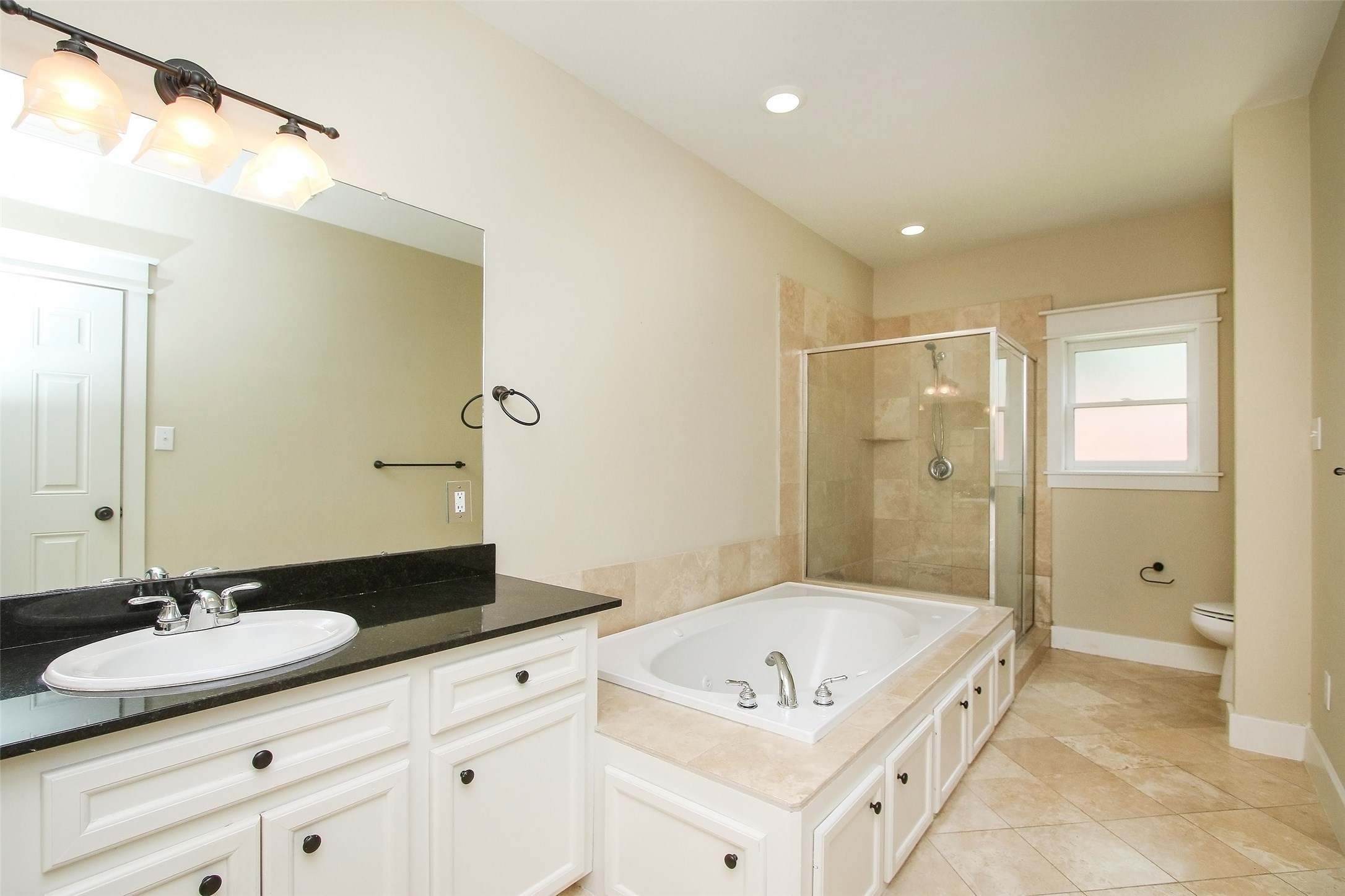 5006 Blossom Street Property Photo 8