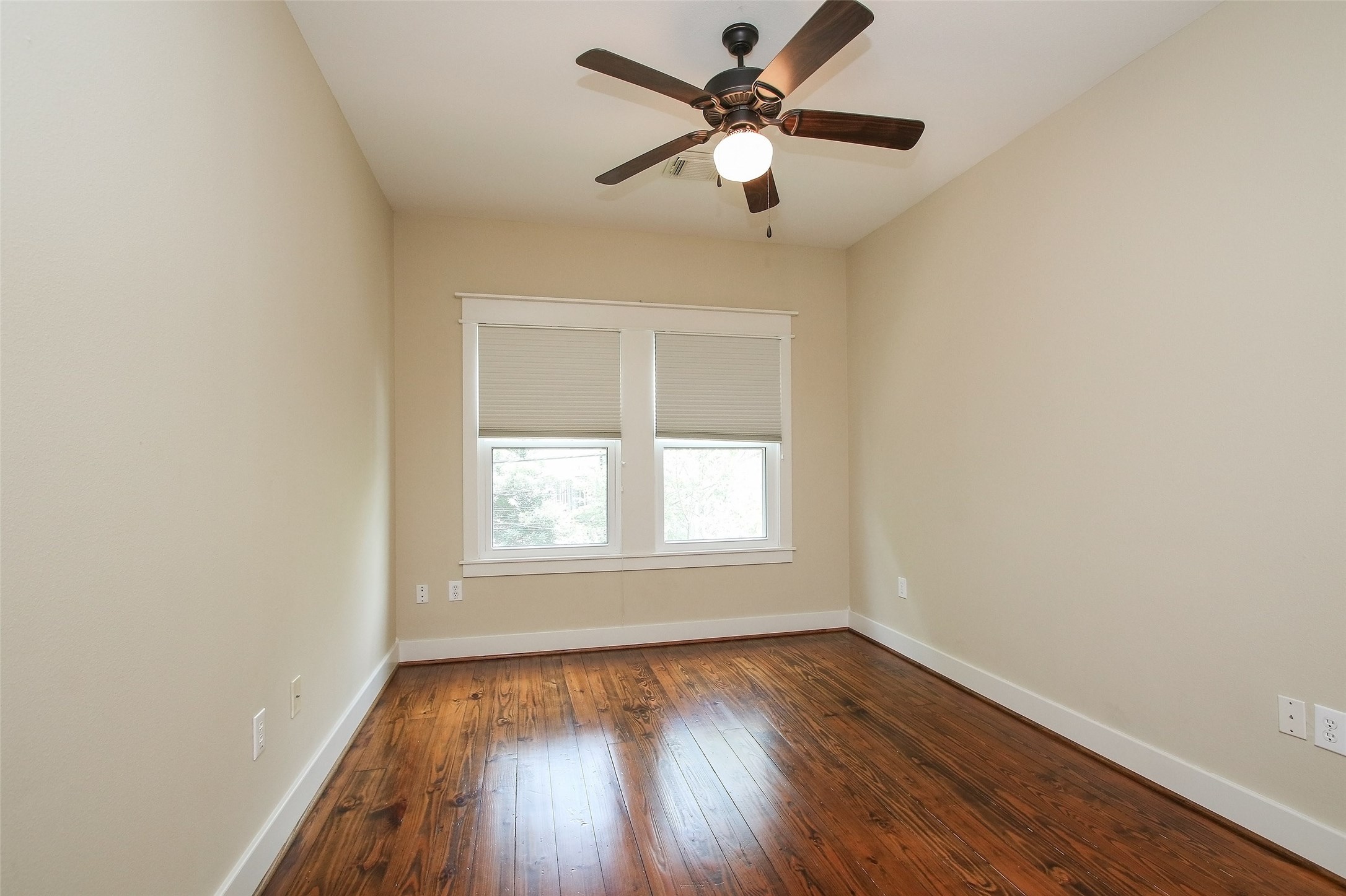 5006 Blossom Street Property Photo 23
