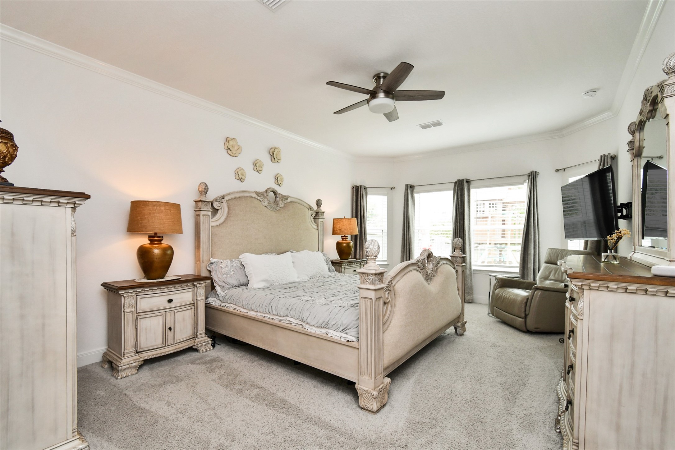 8922 Stanley Oak Drive Property Photo 15