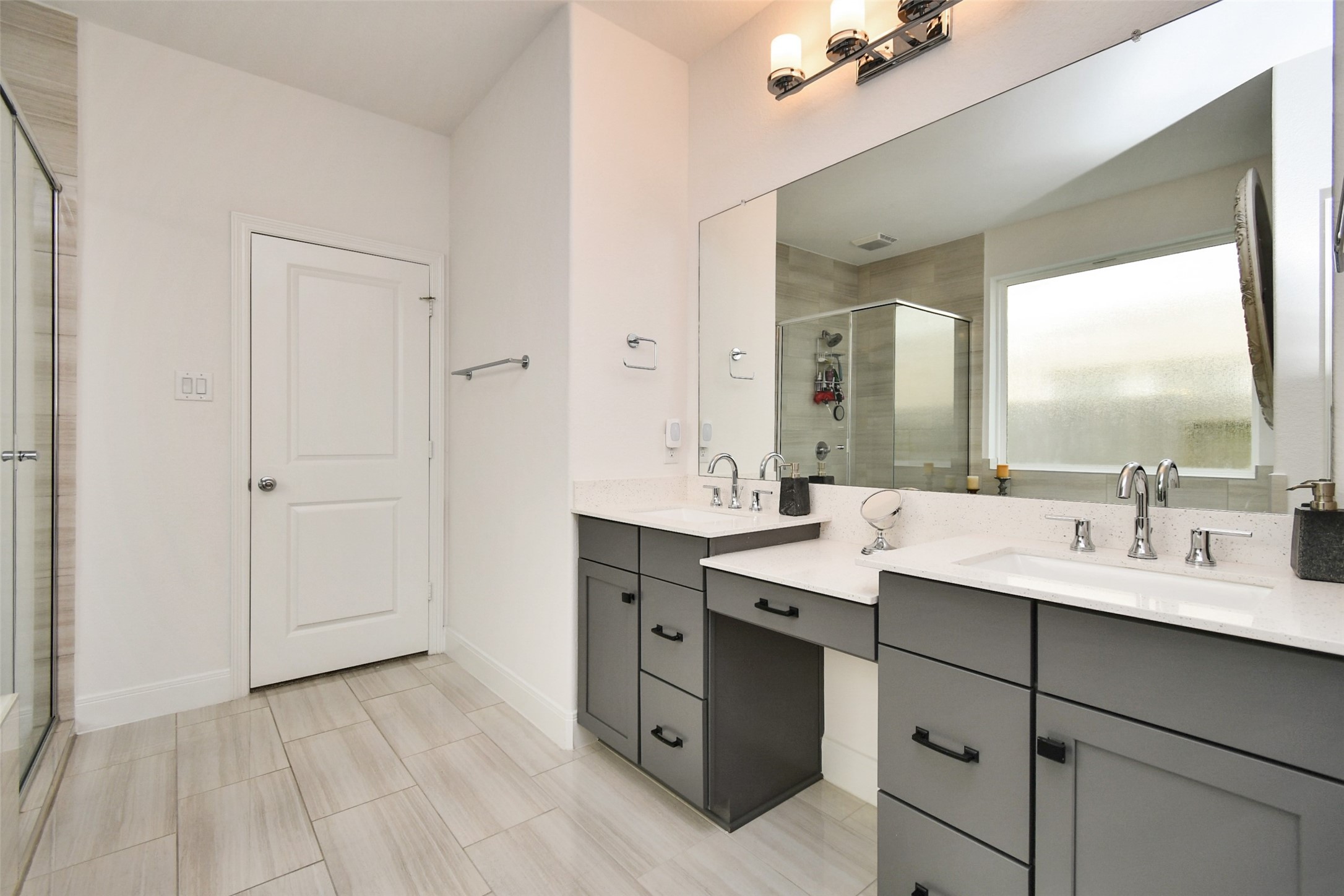 8922 Stanley Oak Drive Property Photo 22