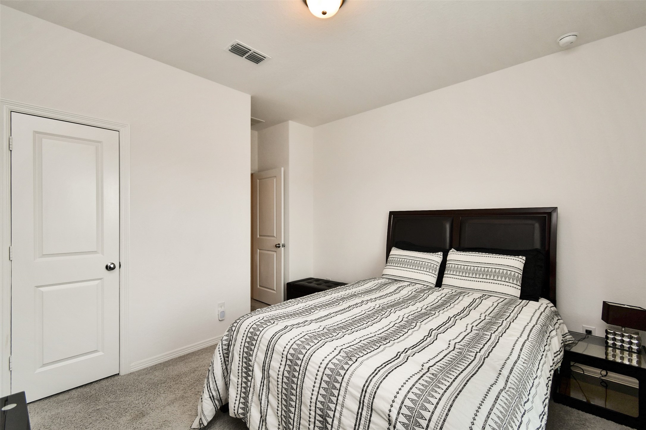 8922 Stanley Oak Drive Property Photo 29
