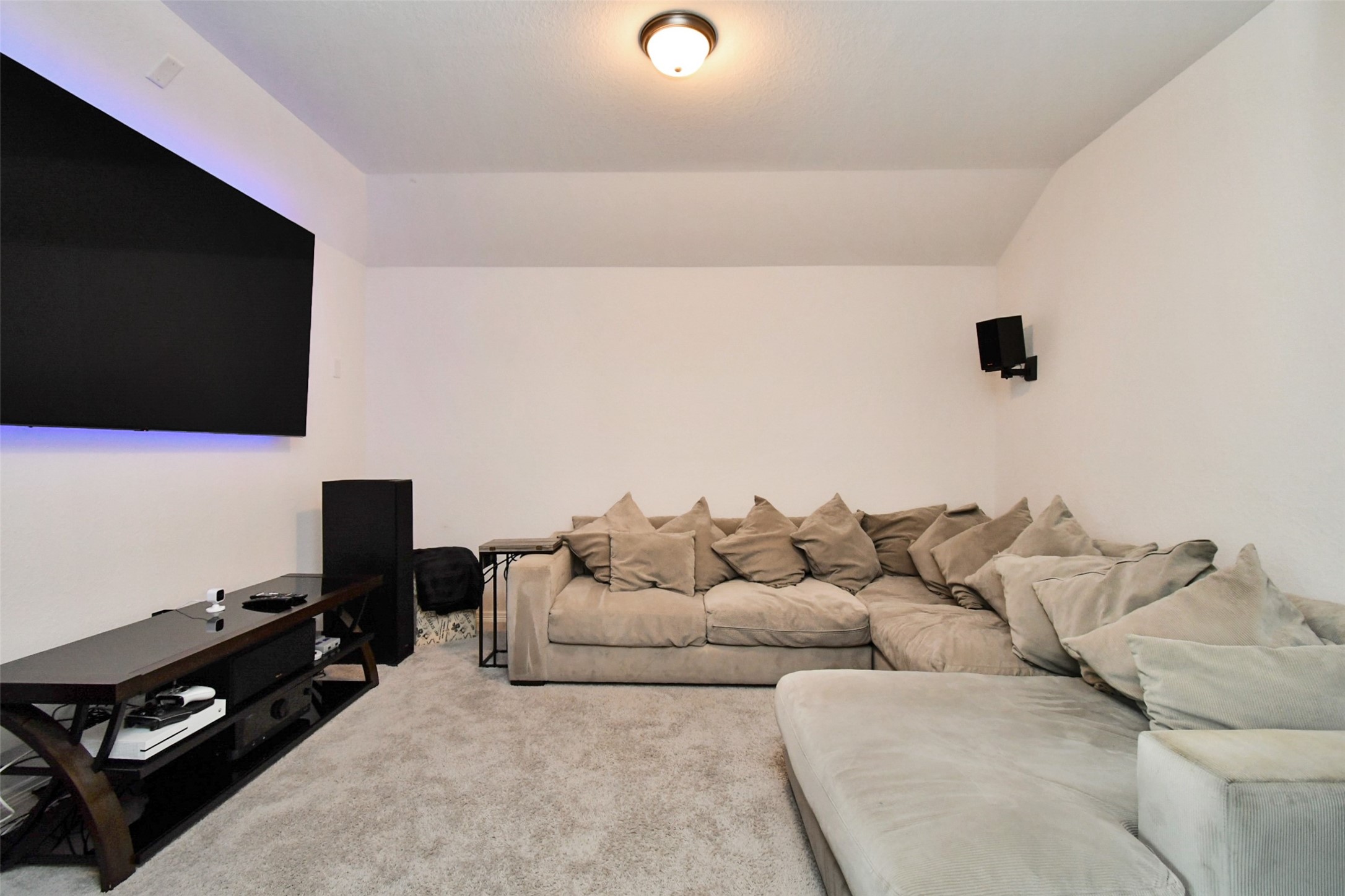 8922 Stanley Oak Drive Property Photo 34