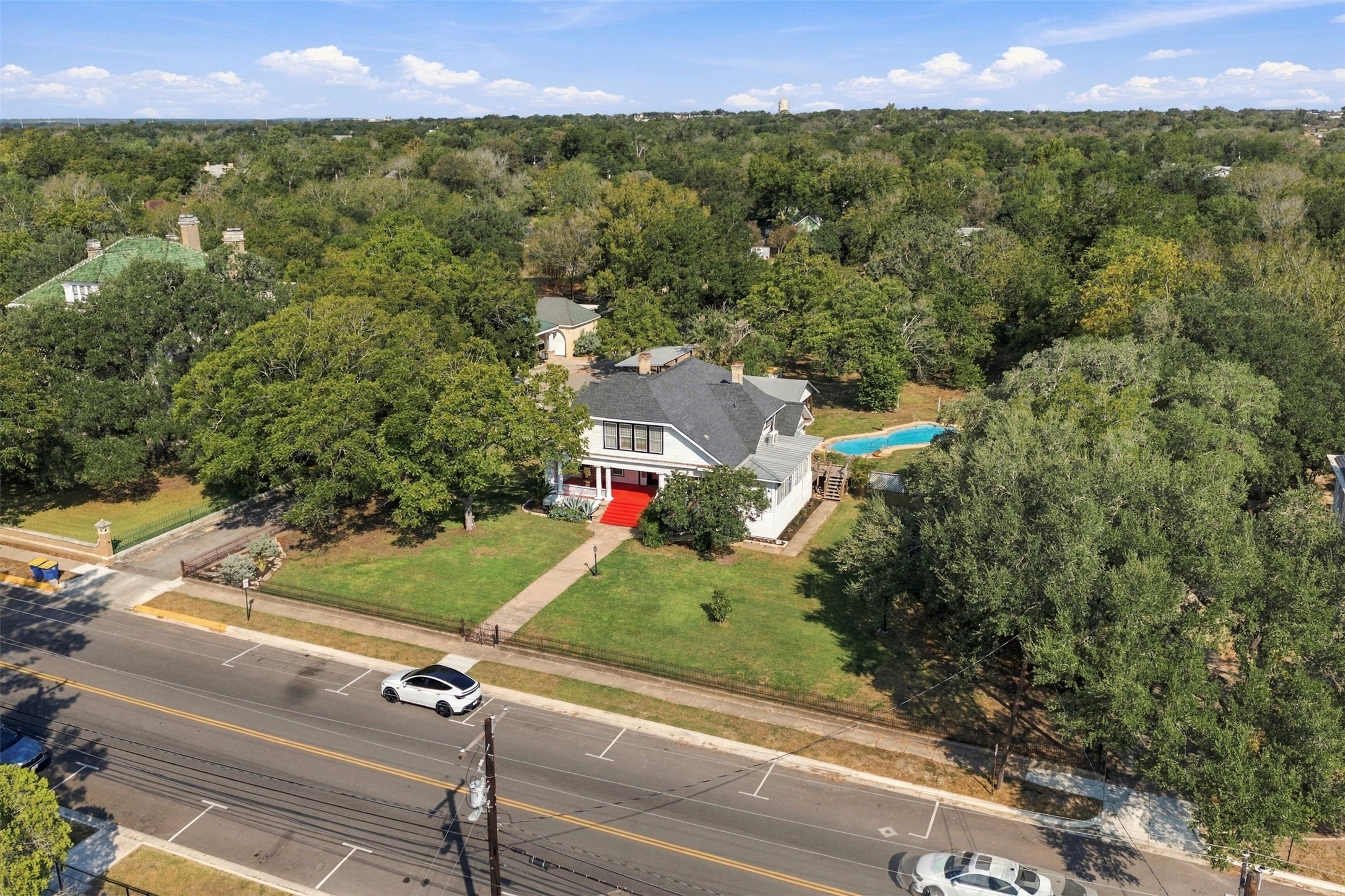 915 Saint Lawrence Street Property Photo 47