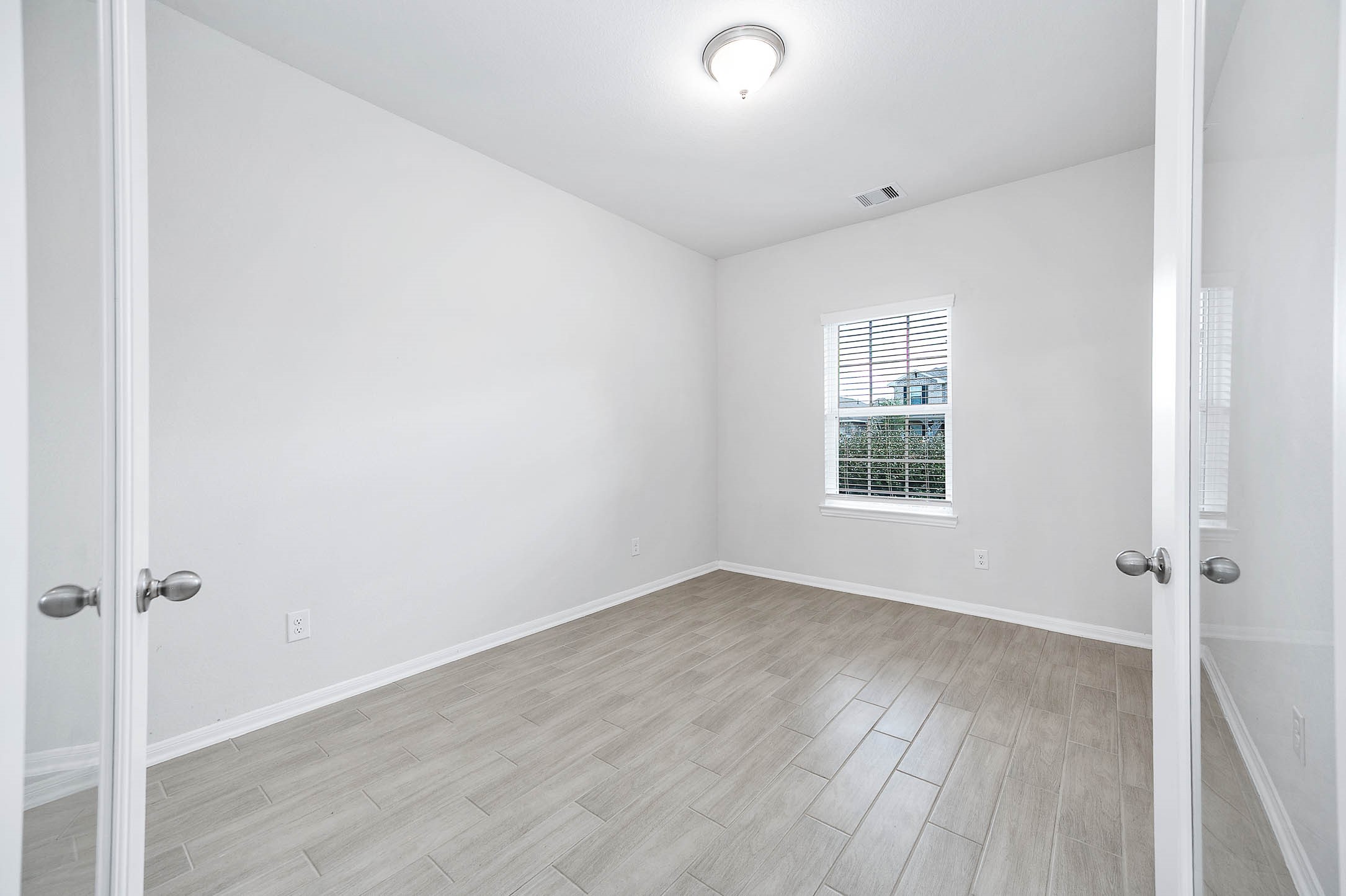 3611 Prairie Rose Trail Property Photo 8
