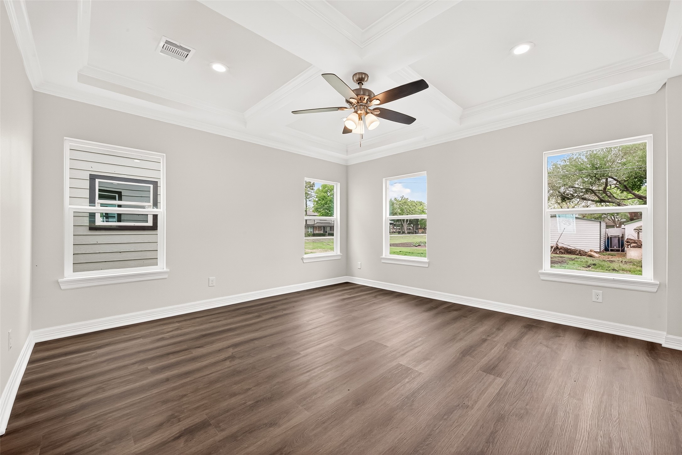 418 4th Street Property Photo 10