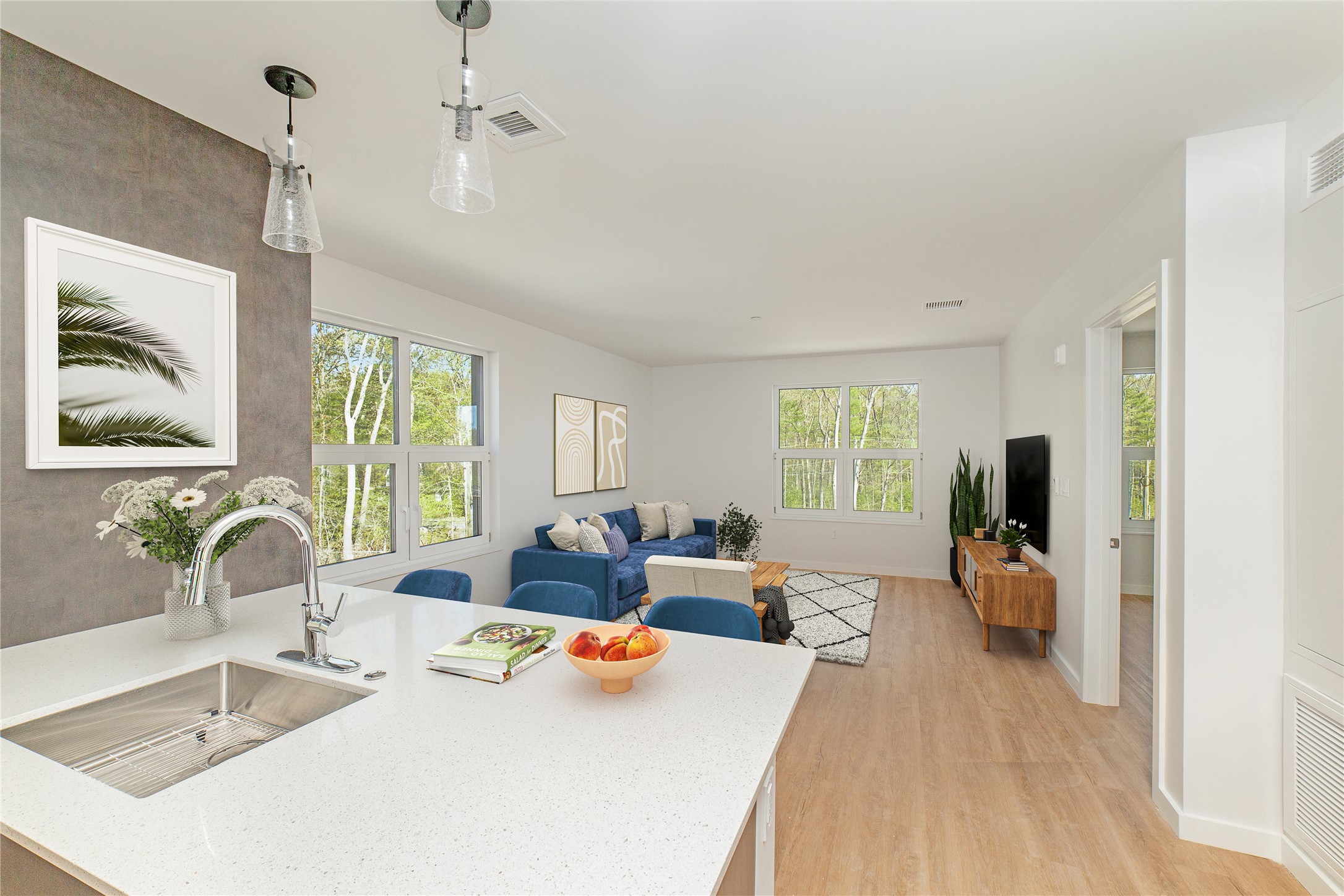 55 Walnut St Property Photo 8