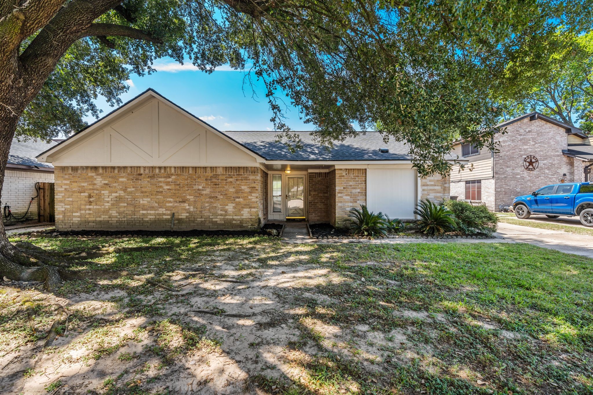 6615 Vera Jean Drive Property Photo 1