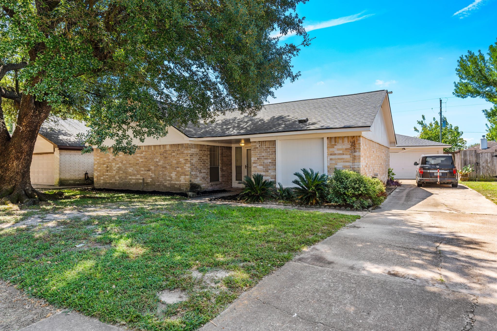 6615 Vera Jean Drive Property Photo 2