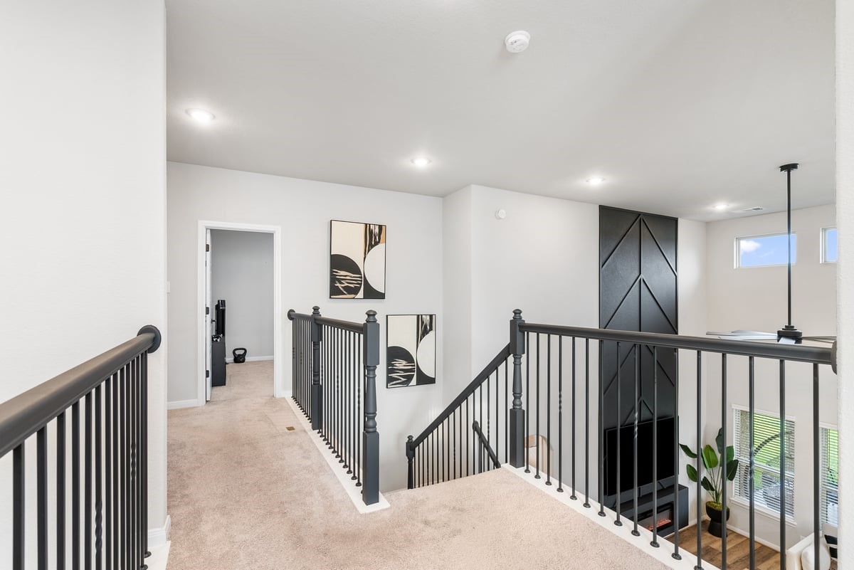 1702 Darwin Cedar Drive Property Photo 28
