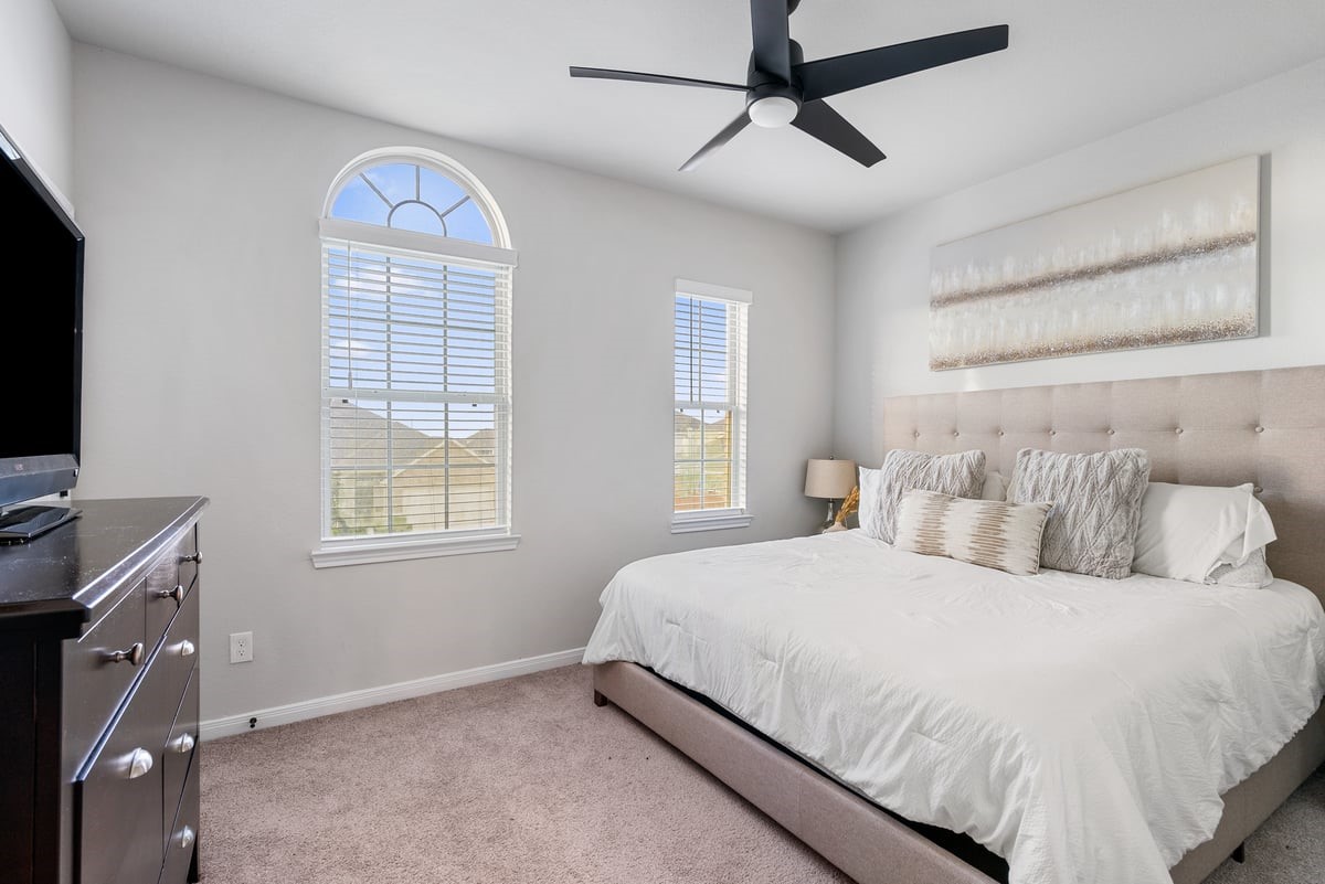 1702 Darwin Cedar Drive Property Photo 31