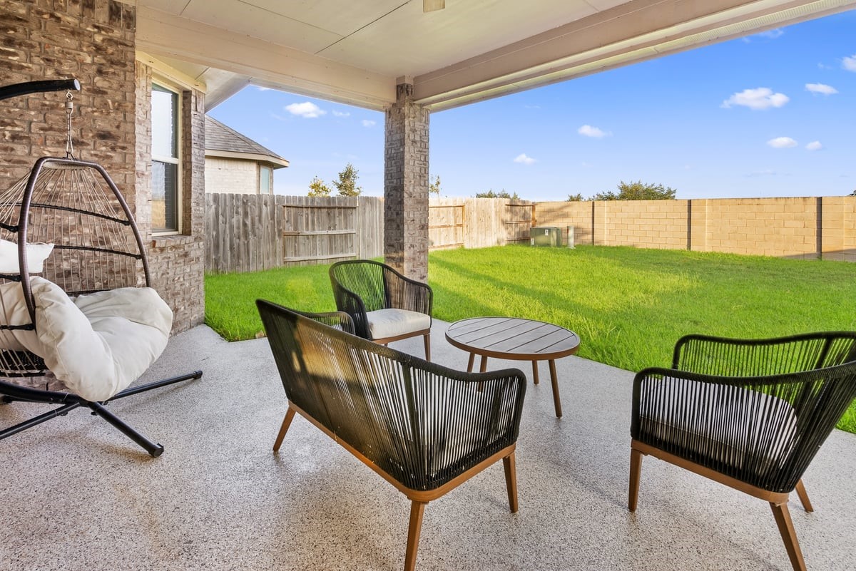 1702 Darwin Cedar Drive Property Photo 37