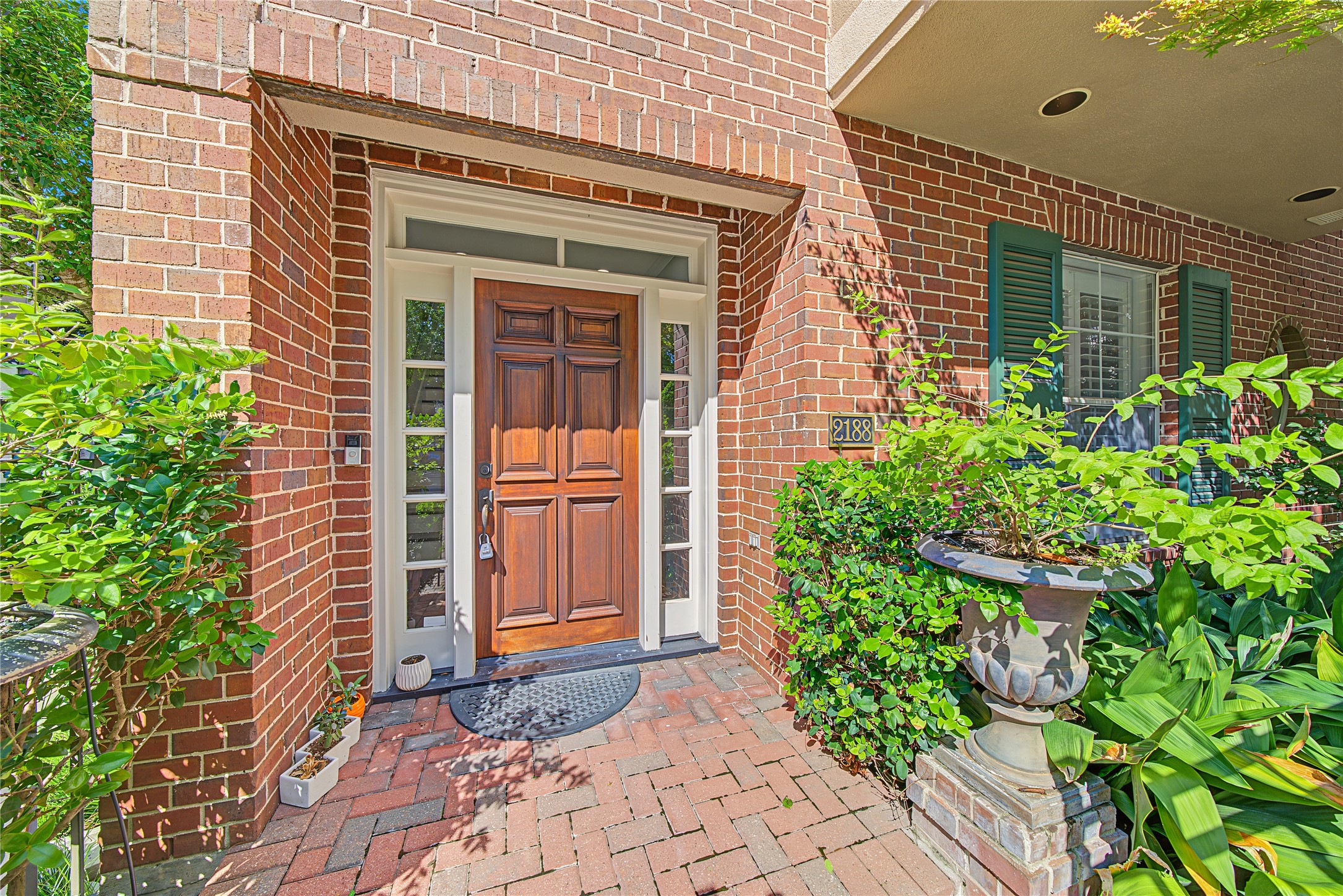 2188 Bancroft Street Property Photo 4