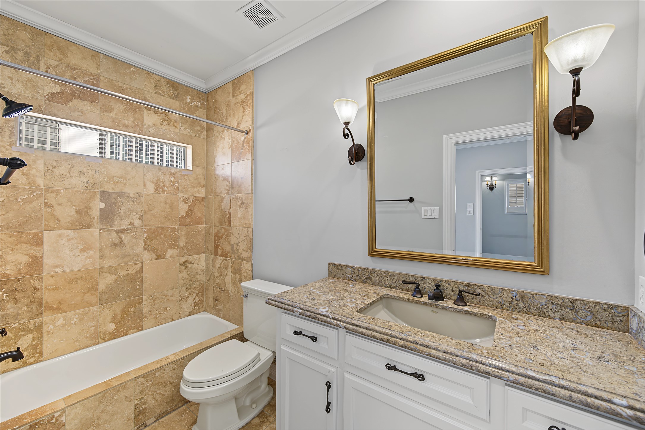 2188 Bancroft Street Property Photo 30