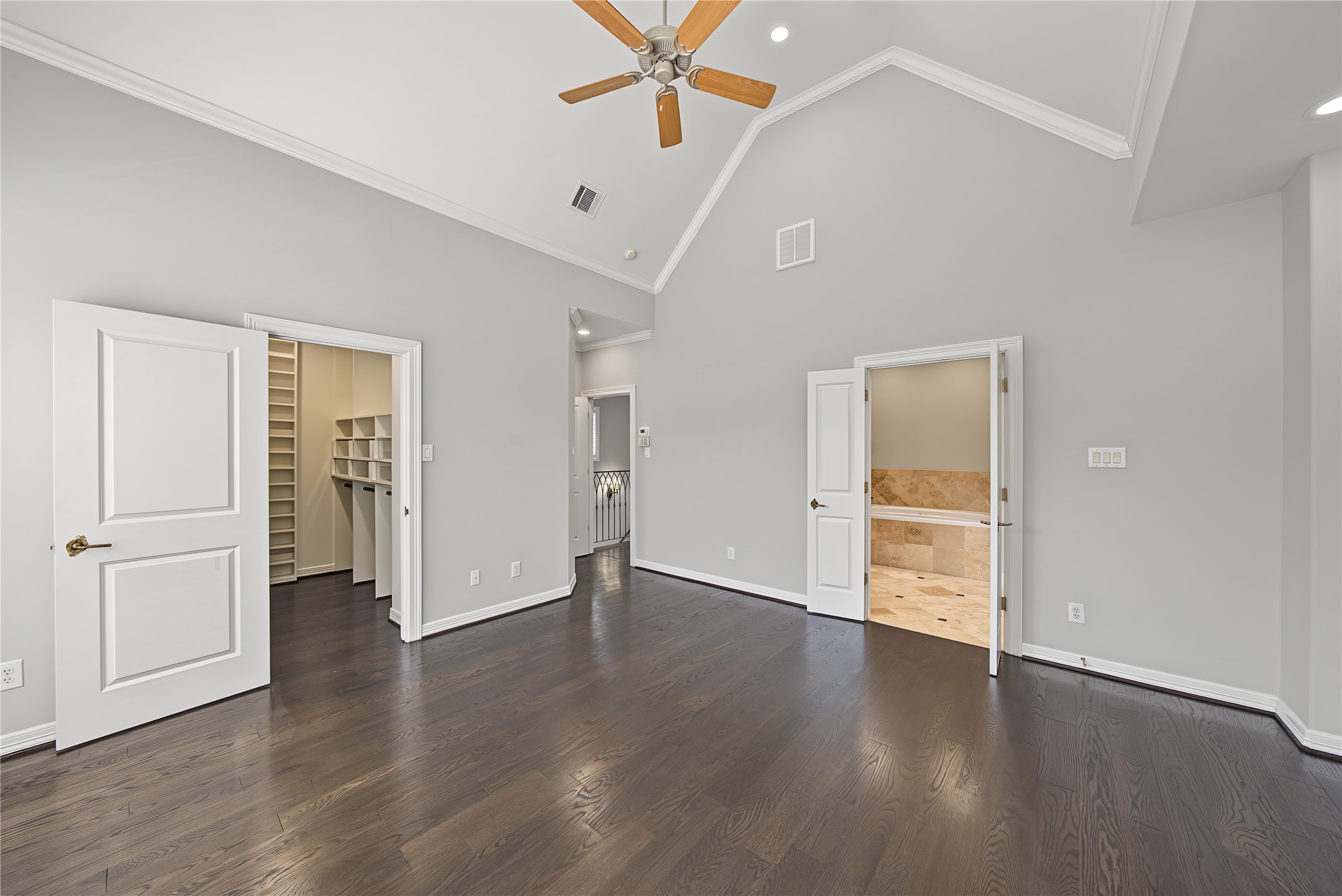 2188 Bancroft Street Property Photo 34