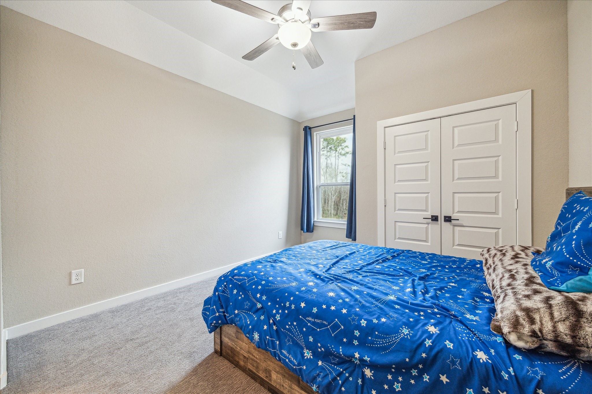 17547 Harpers Way Property Photo 23