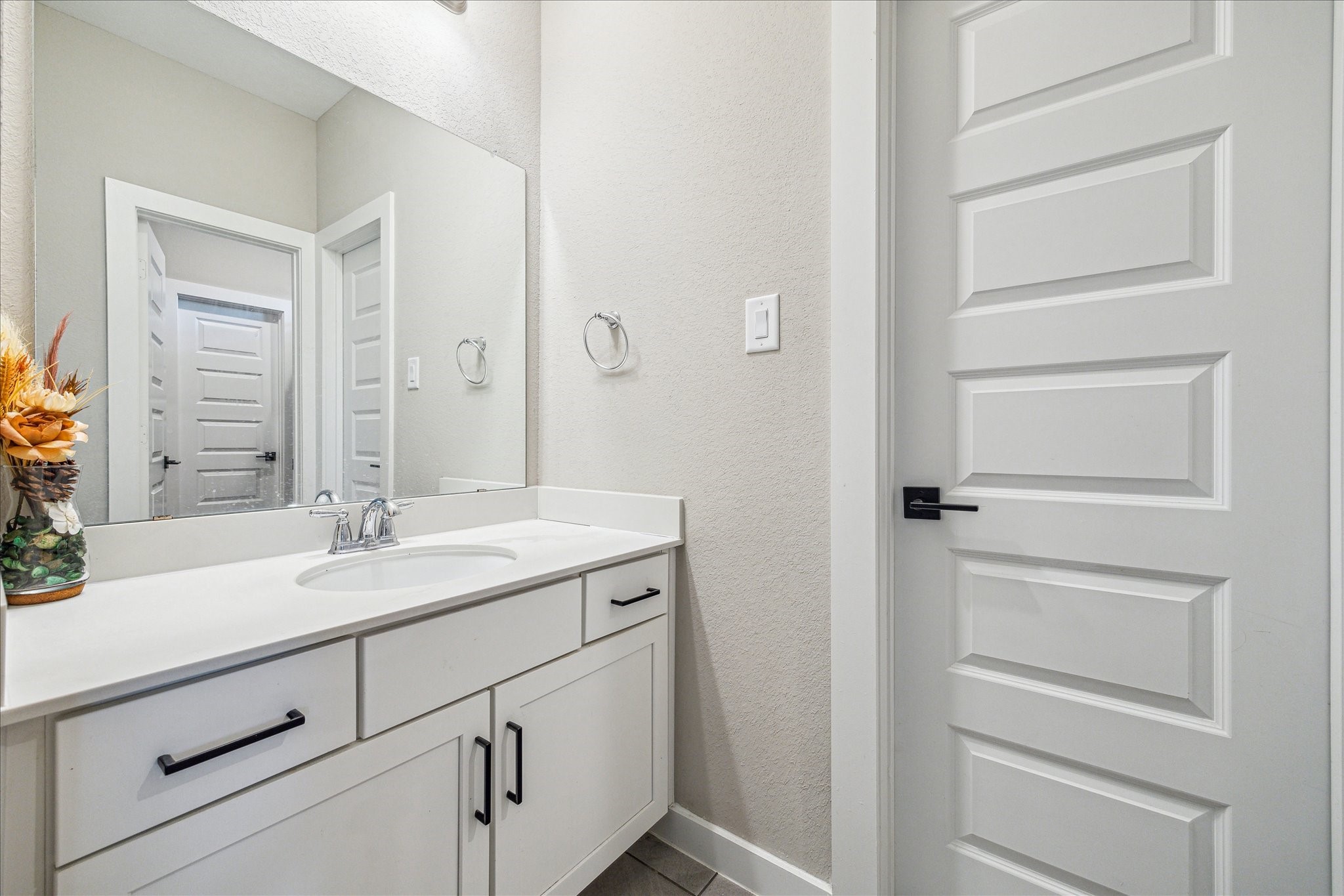 17547 Harpers Way Property Photo 26